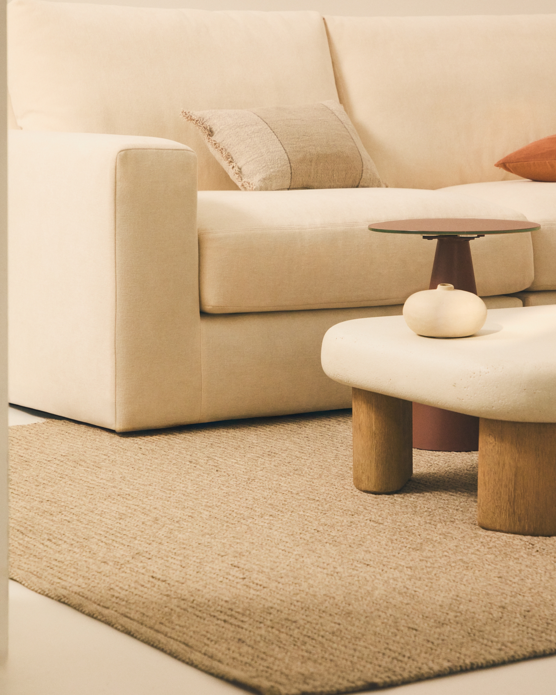 Alea 5-местный модульный угловой диван со съемным чехлом из шенилла цвета экрю 310 x 310 см La Forma (ex Julia Grup)