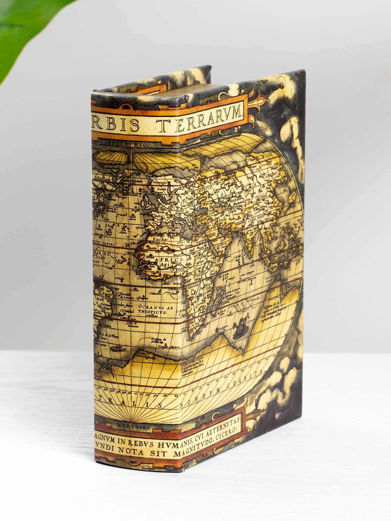 Шкатулка в виде книги Glasar 39-112/3