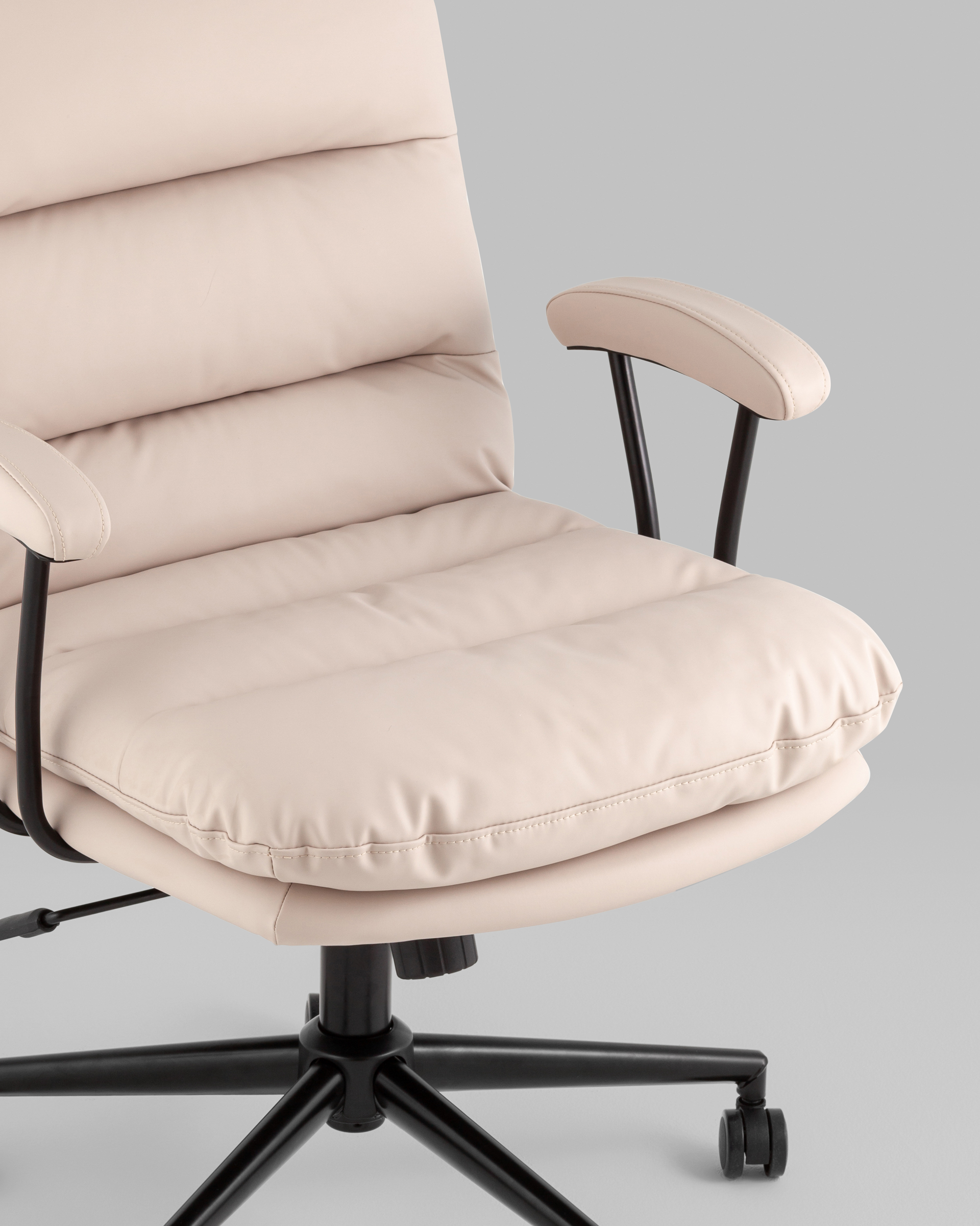 Кресло офисное Torus бежевый Stool Group