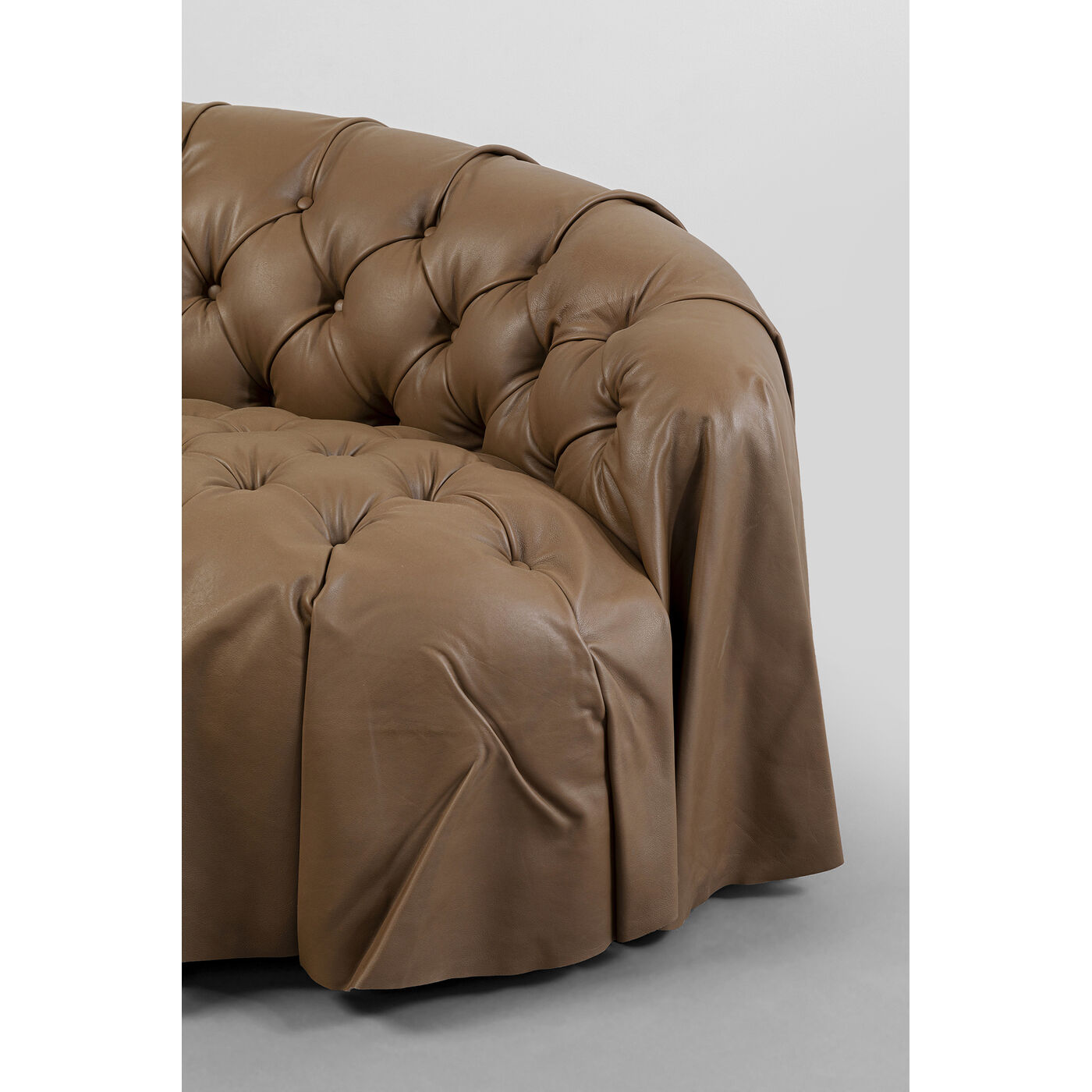 Диван трехместный Drapes 226 см KARE 87795