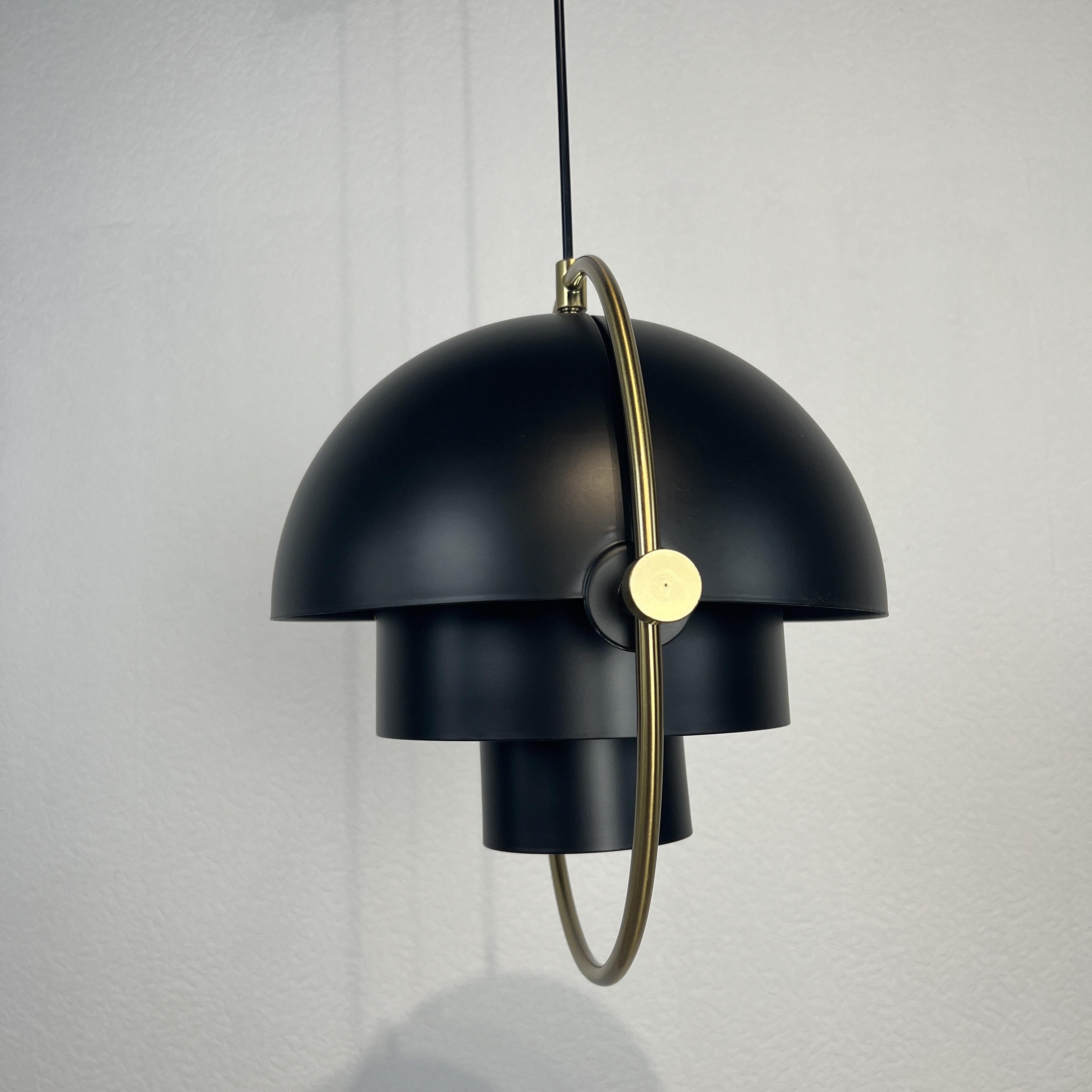 Люстра Louis Weisdorff Gubi Multi-lite Suspension Lamp Black by ImperiumLoft