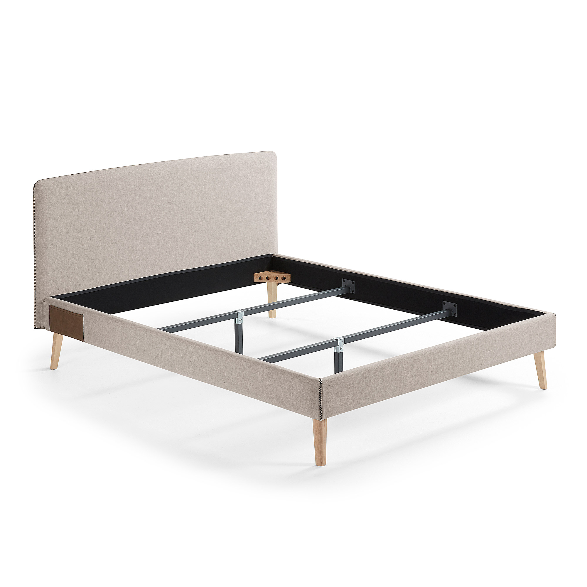 Кровать Lydia 150х190 бежевая La Forma (ex Julia Grup)