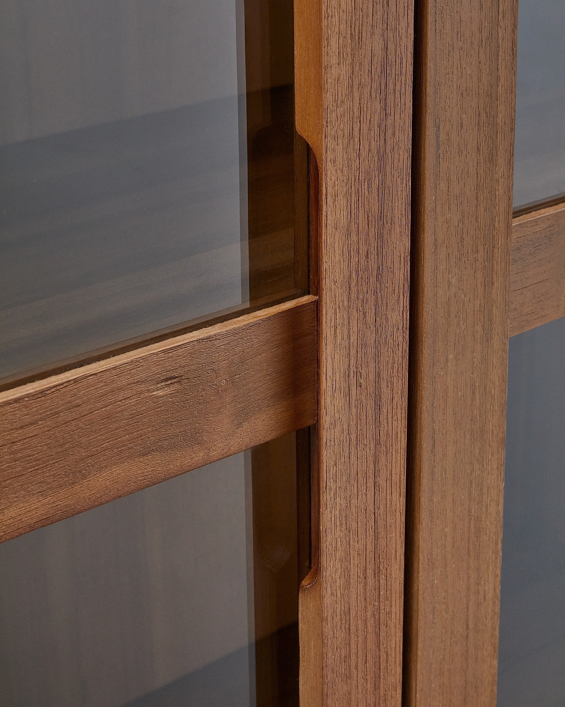 Буфет Sashi из массива тикового дерева 110 x 185 см La Forma (ex Julia Grup)