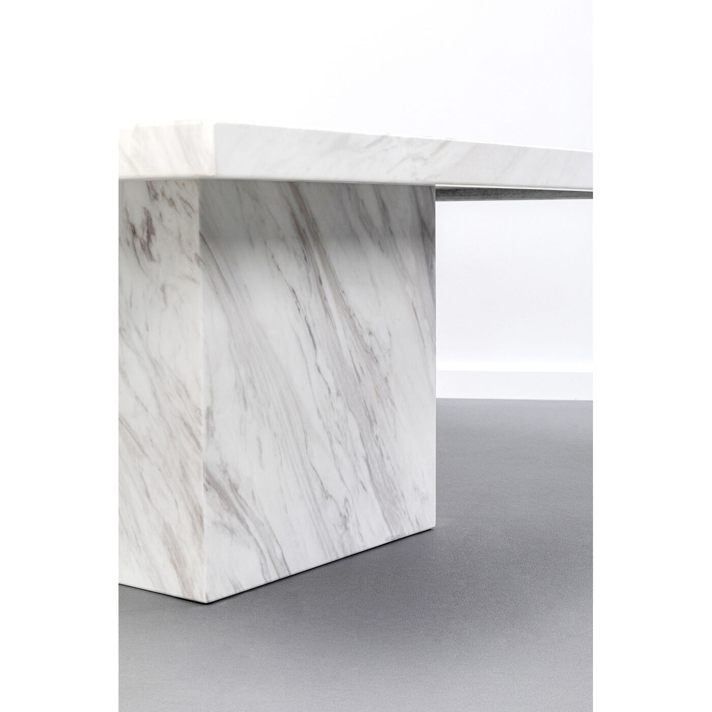 Стол кофейный Artistico Marble 100x100 см KARE 87748