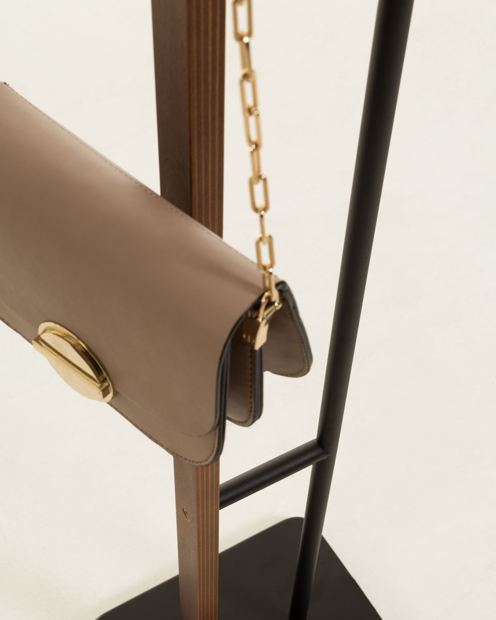 Вешалка Magali La Forma (ex Julia Grup)