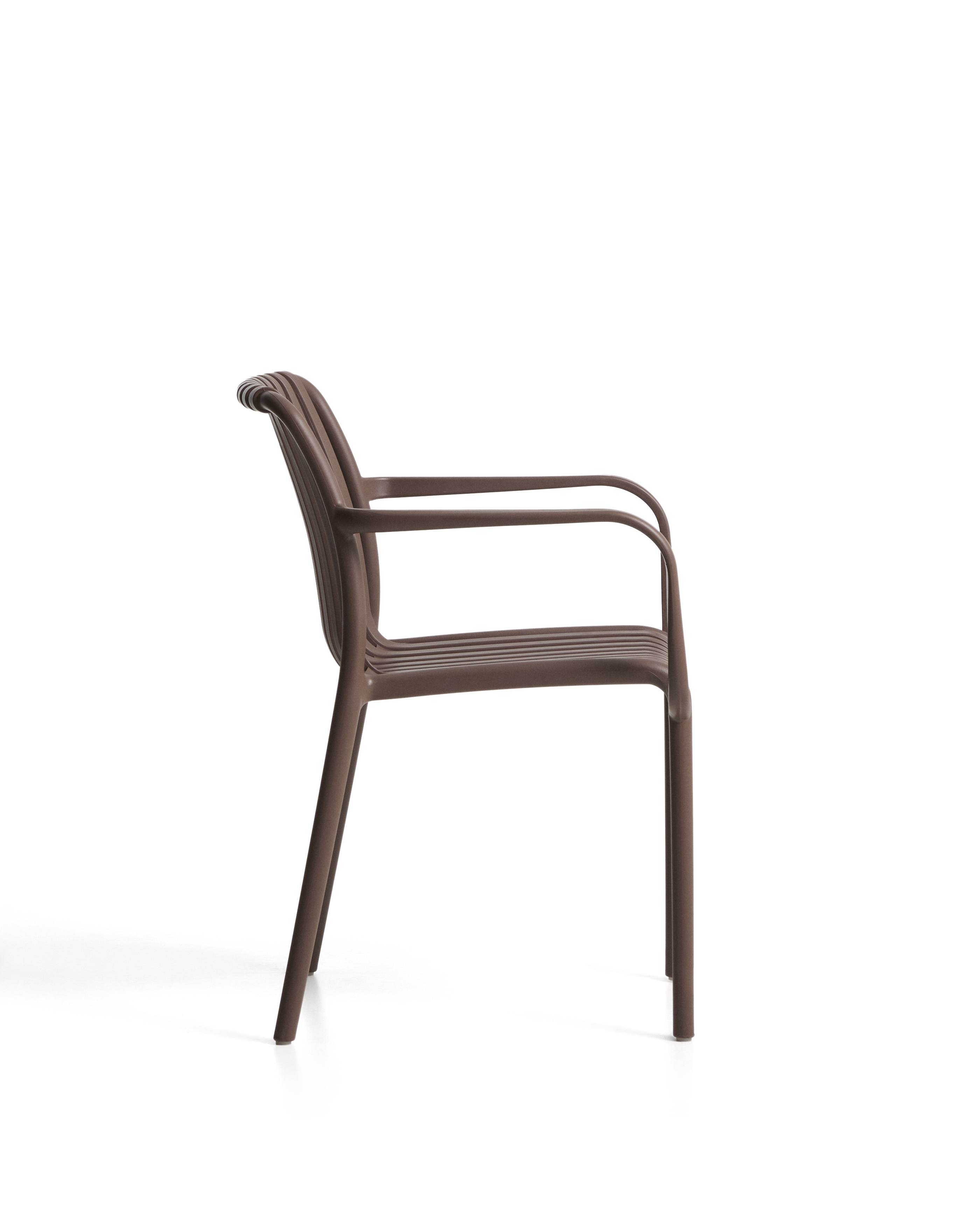 Уличный стул Isabellini из пластика коричневого цвета La Forma 482251