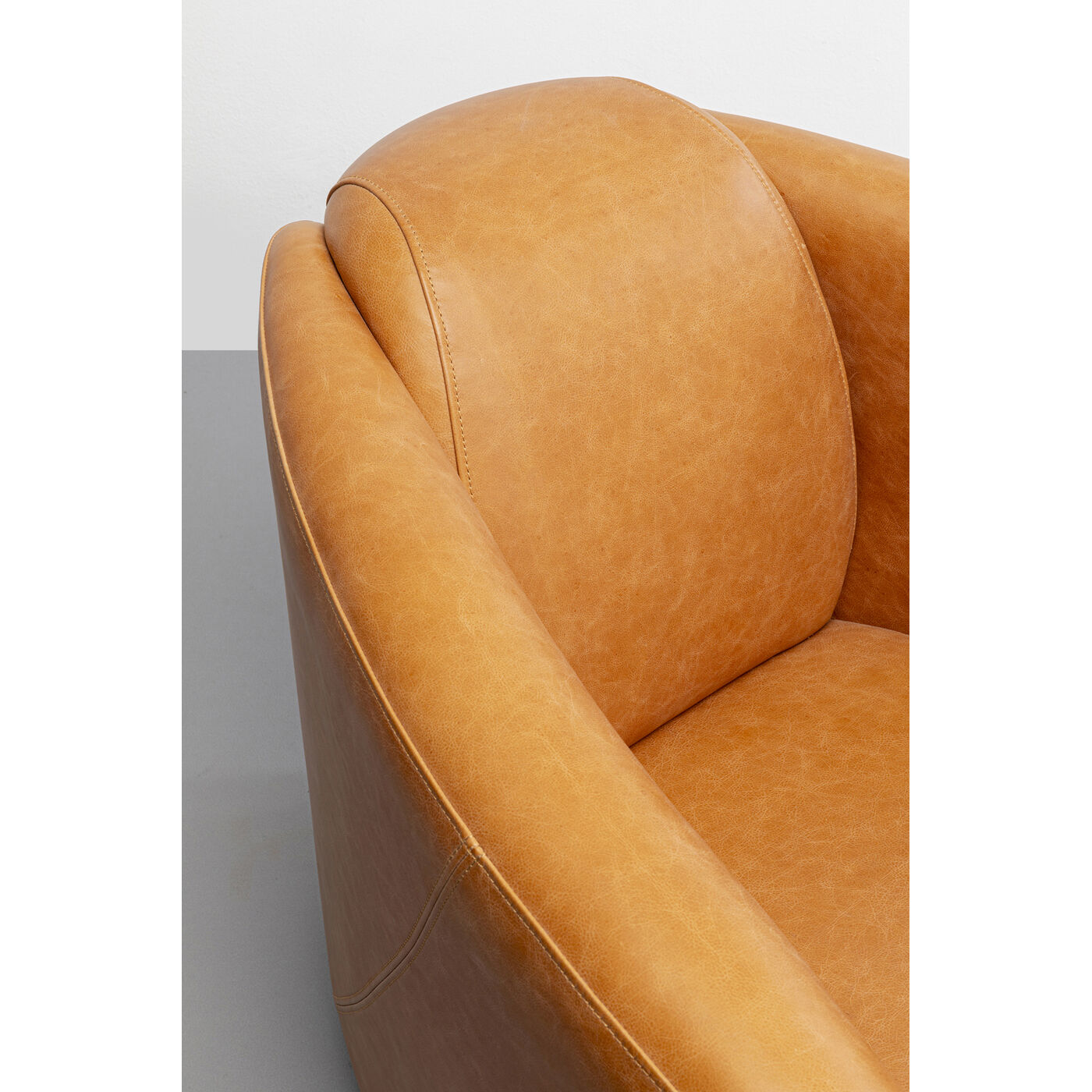 Кресло Cigar Lounge Light Brown KARE 87790