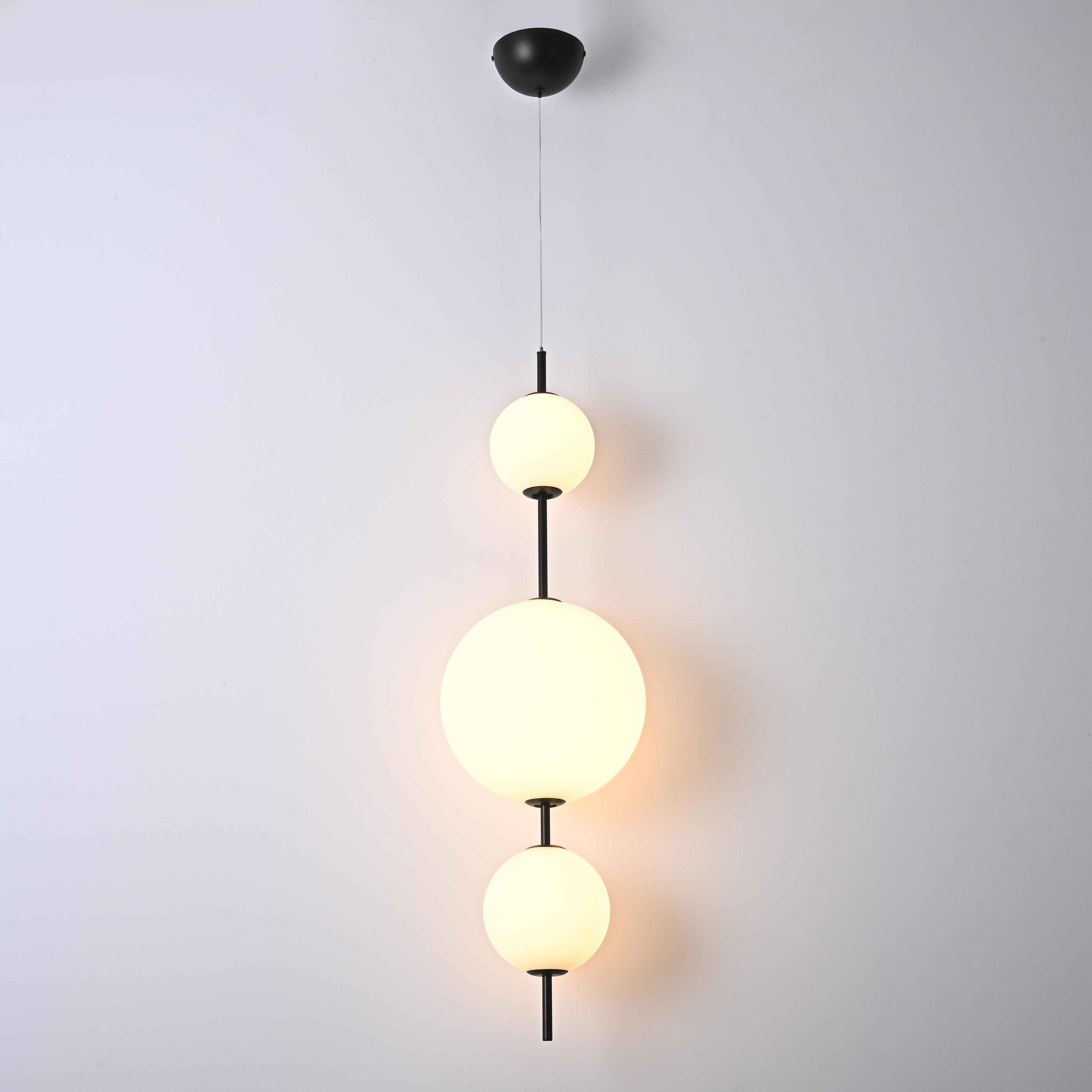 Подвесной светильник White beads Pendant D50 by ImperiumLoft