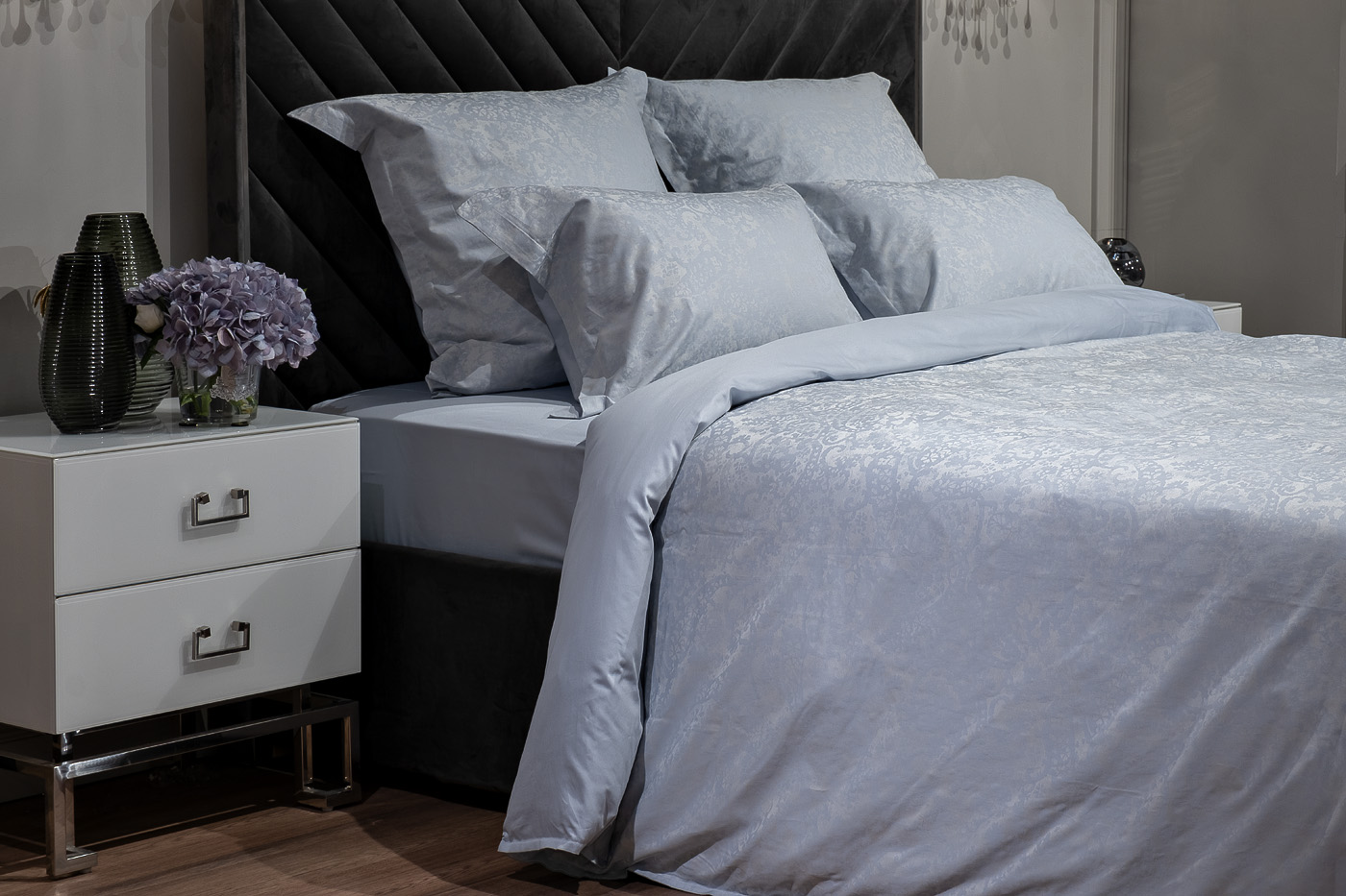 Комплект постельного белья Илария голубой с наволочками Garda Decor 130HB-00032
