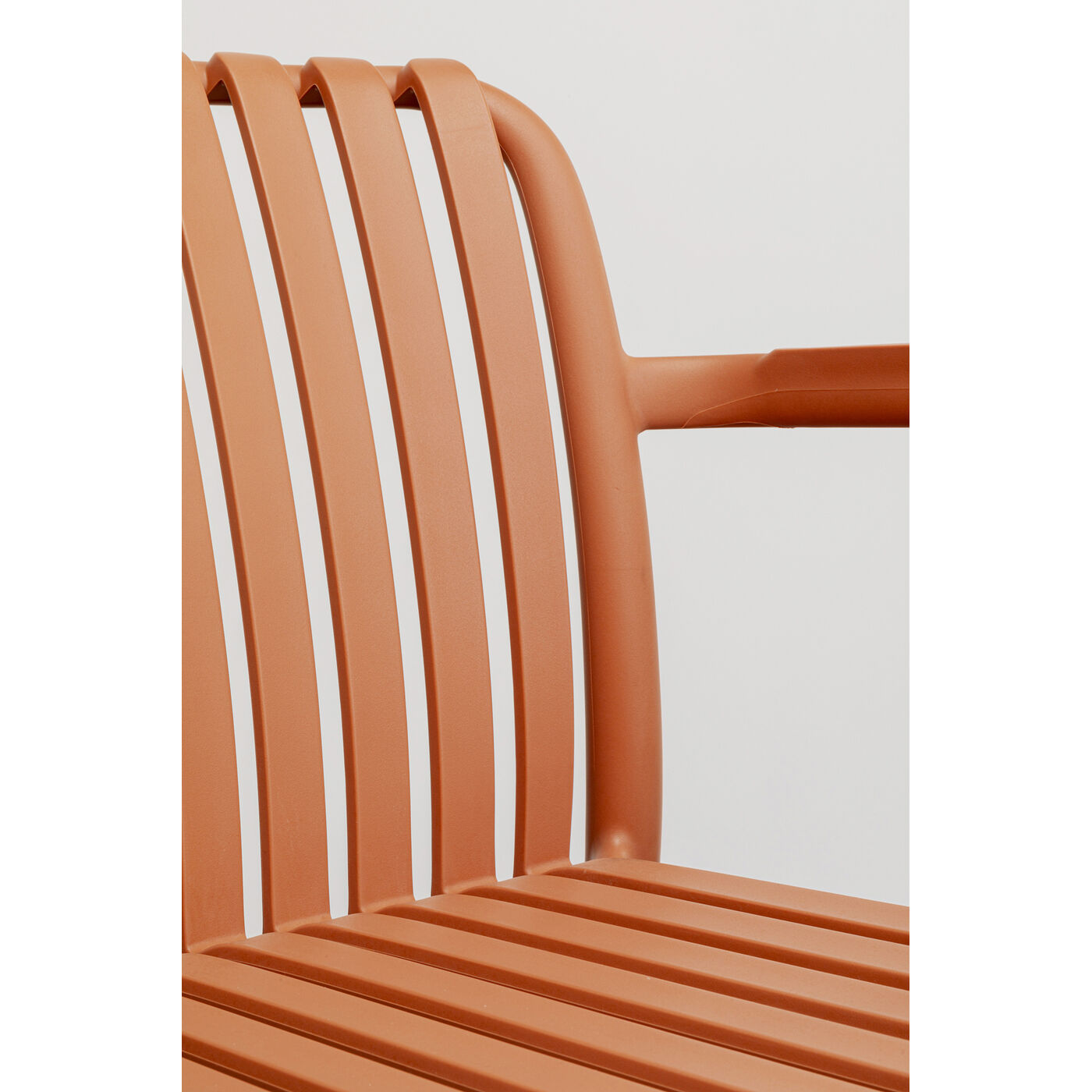 Стул с подлокотниками Porto Santo Terracotta KARE 75794