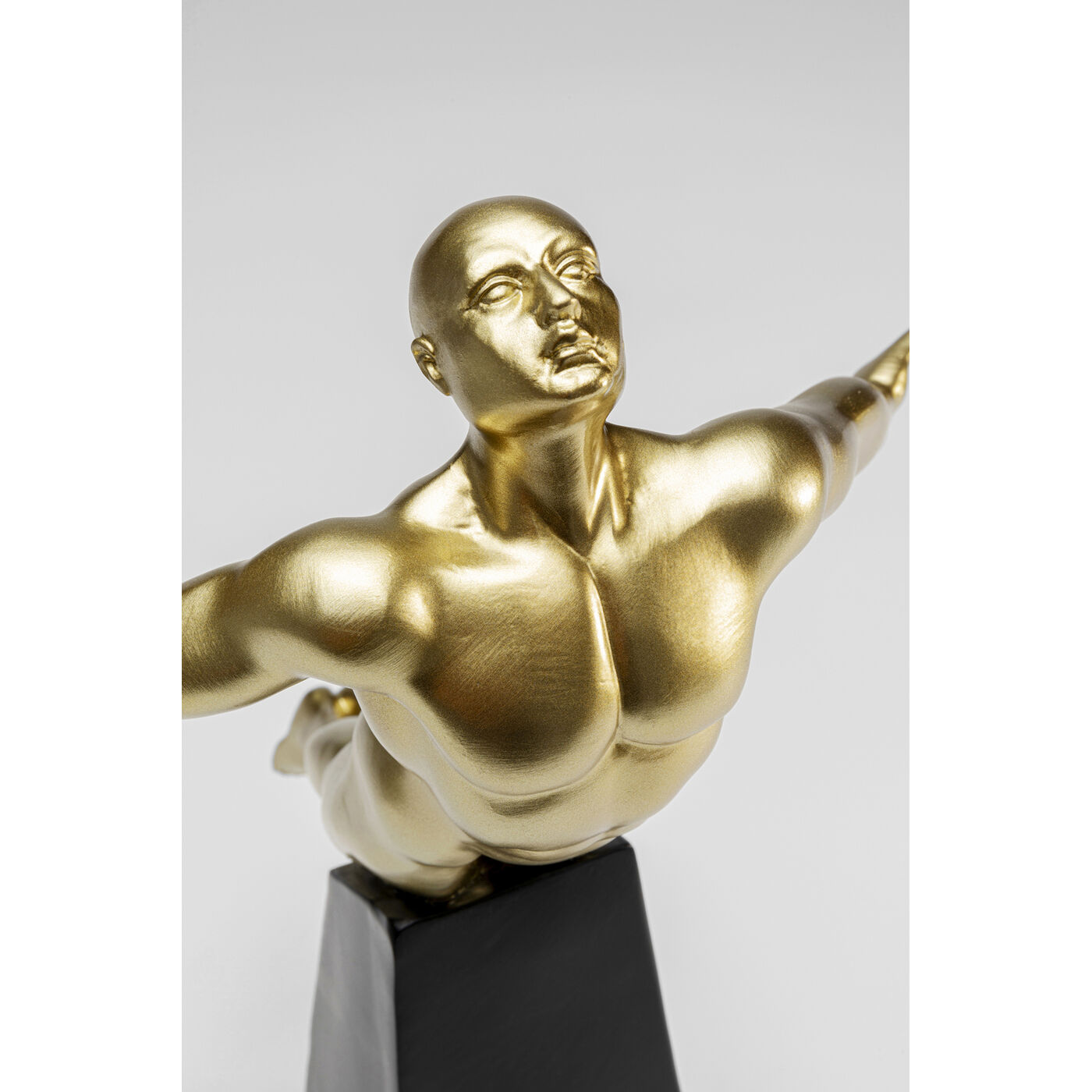 Фигура декоративная Jumper Gold 37cm KARE 56721