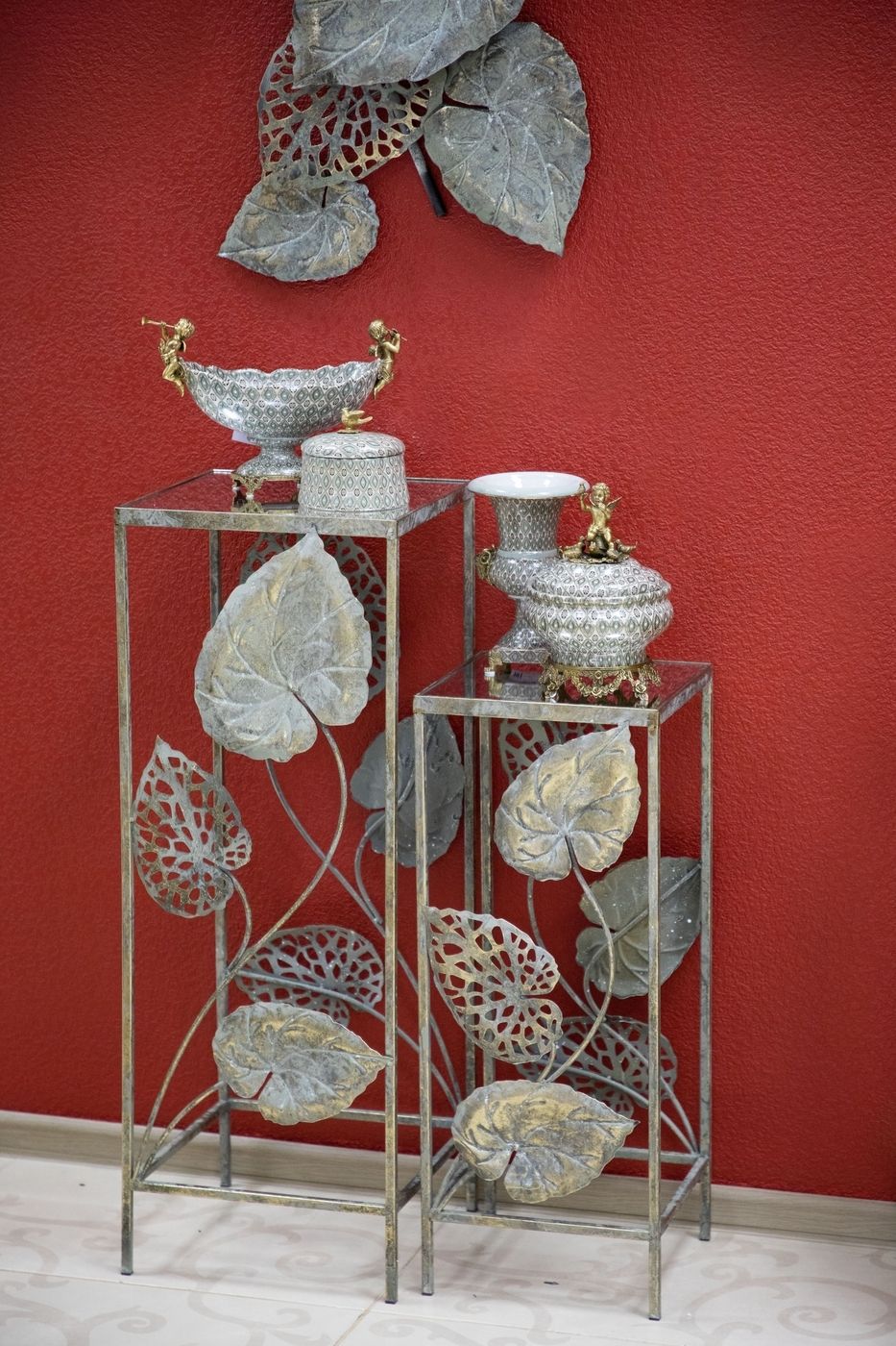 Столики интерьерные с зеркальной столешницей, набор из ук, Glasar 57-038/037