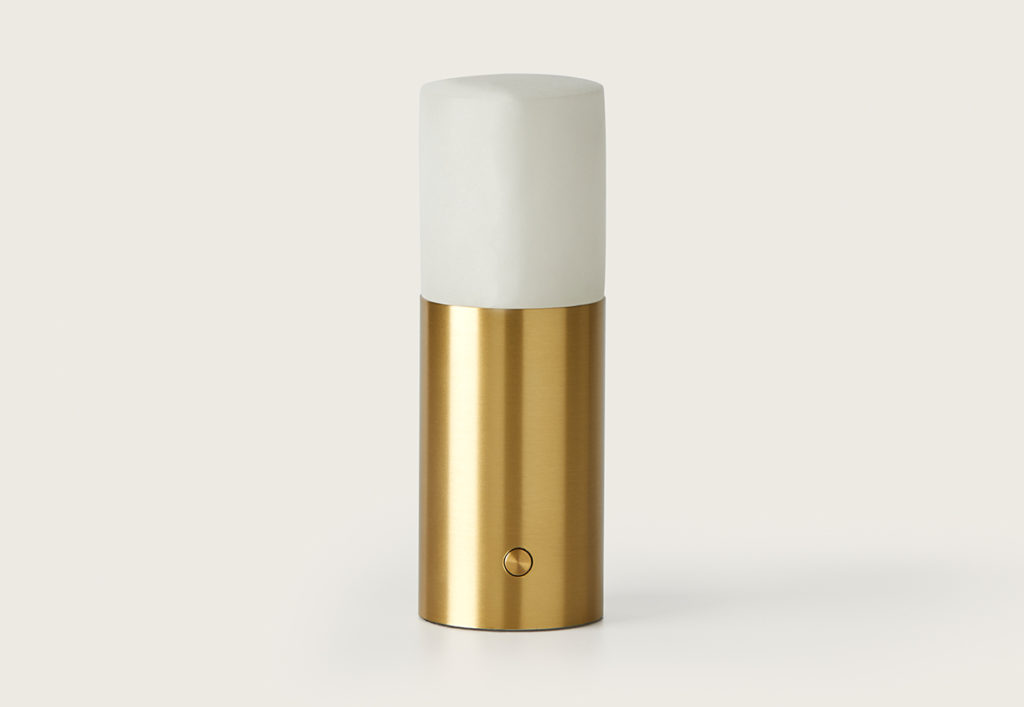 Настольная лампа Lind USB латунь Aromas del Campo