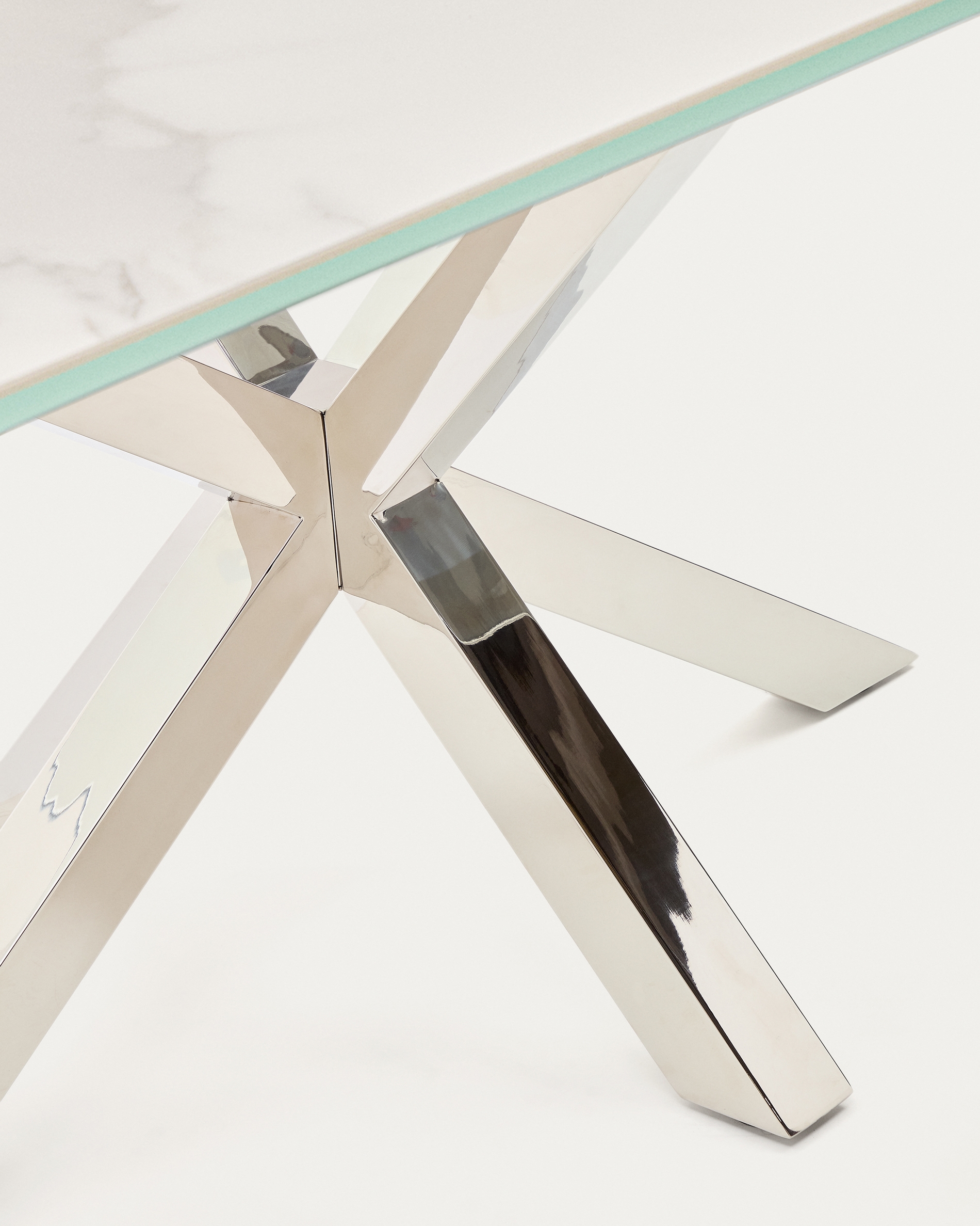 Стол Argo из керамики Iron Moss и ножками из нержавеющей стали 200 x 100 см La Forma (ex Julia Grup)