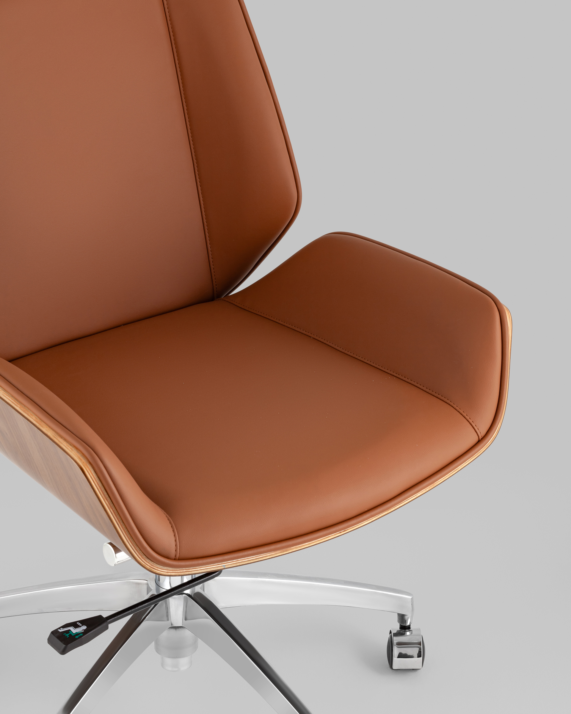 Кресло офисное TopChairs Crown SN коричневый Stool Group