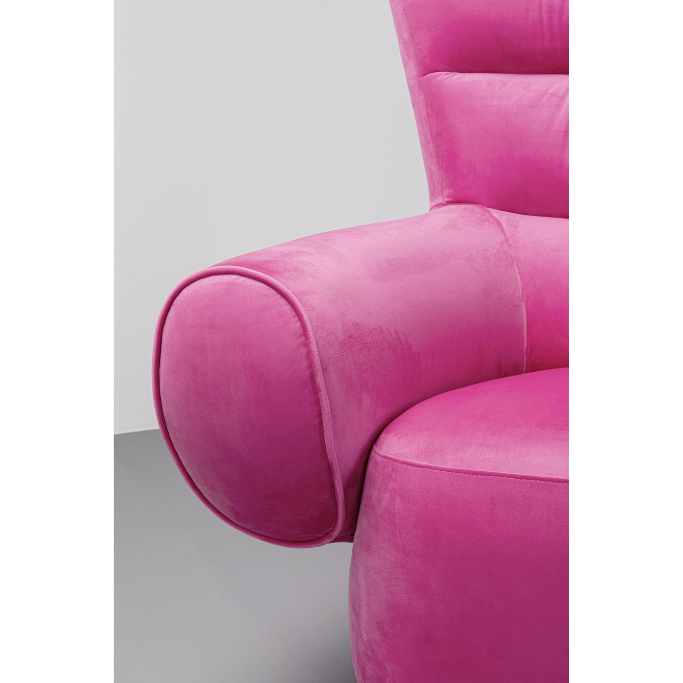 Кресло Sweep Pink KARE 87584