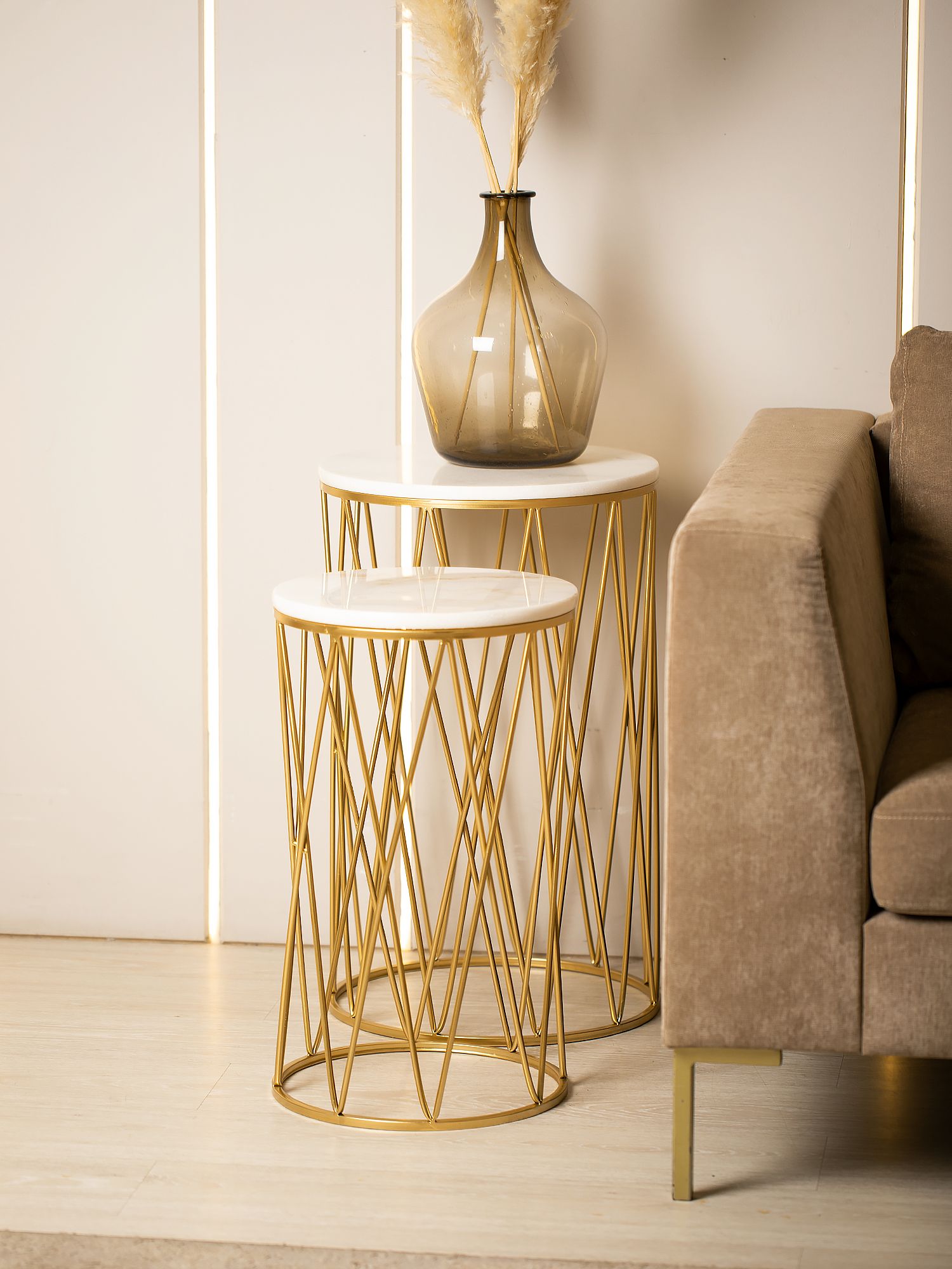 Столики интерьерные с белым мрамором, набор Glasar 54-153/152