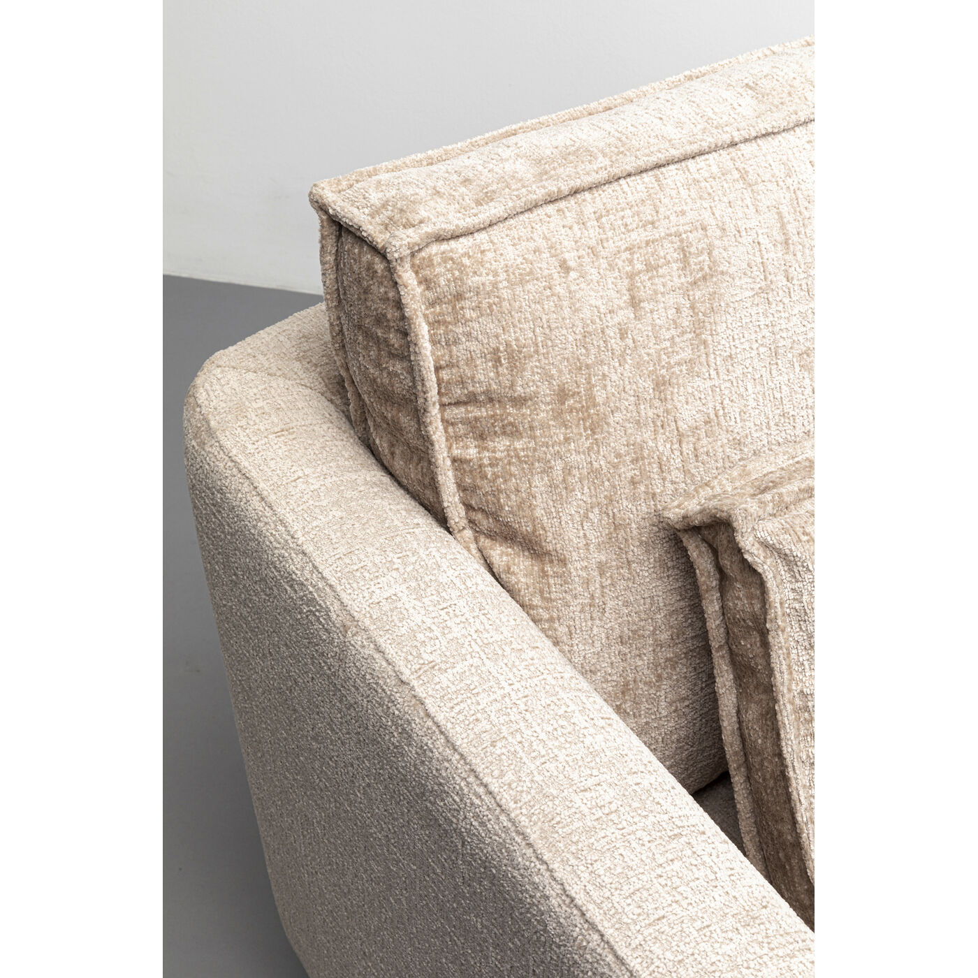 Кресло Victor Beige KARE 87684