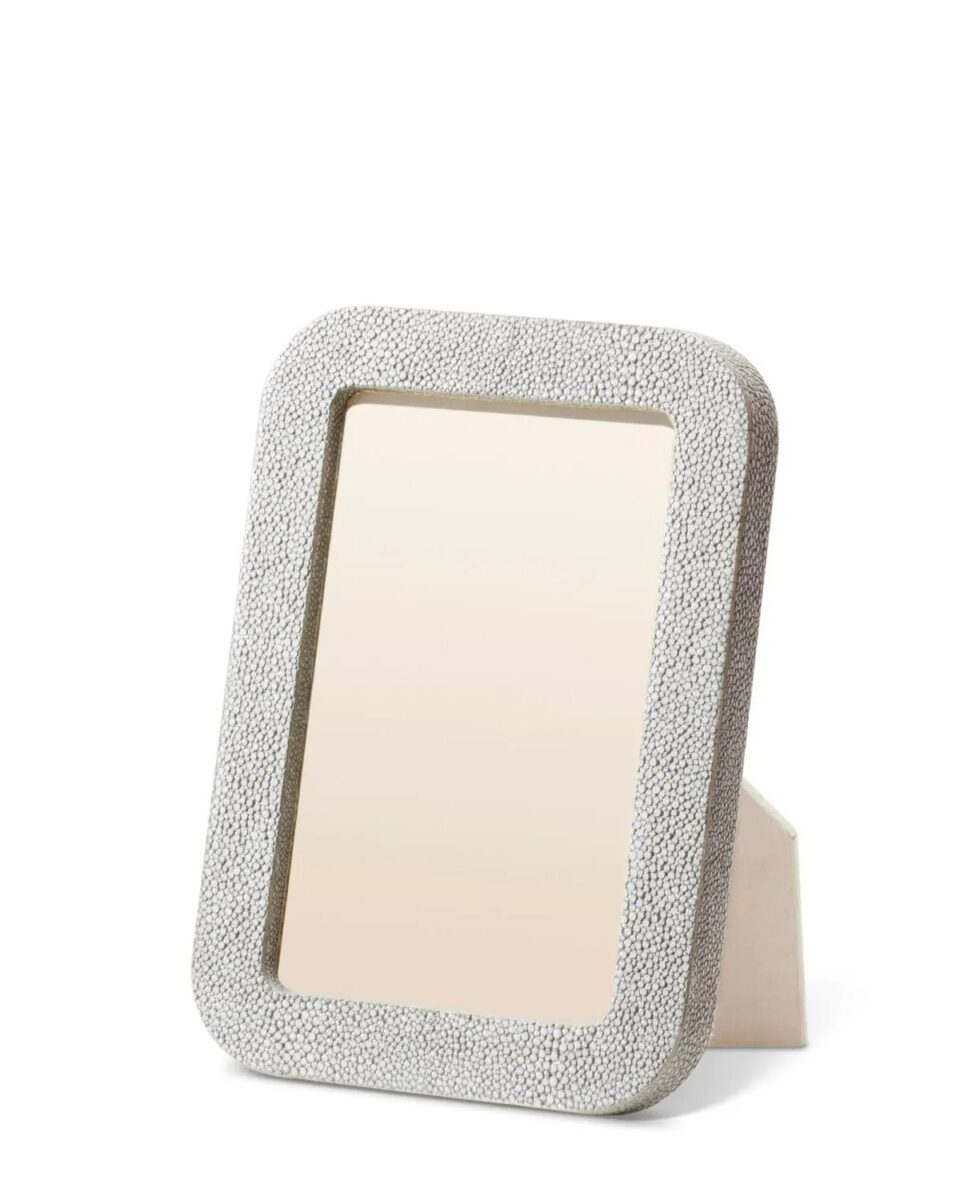 Серая фоторамка Мэгги S Louvre Home LHDPF120124DPO