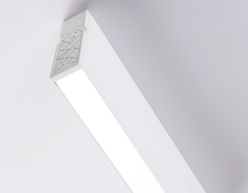 Накладной светильник Ambrella Light TA1818
