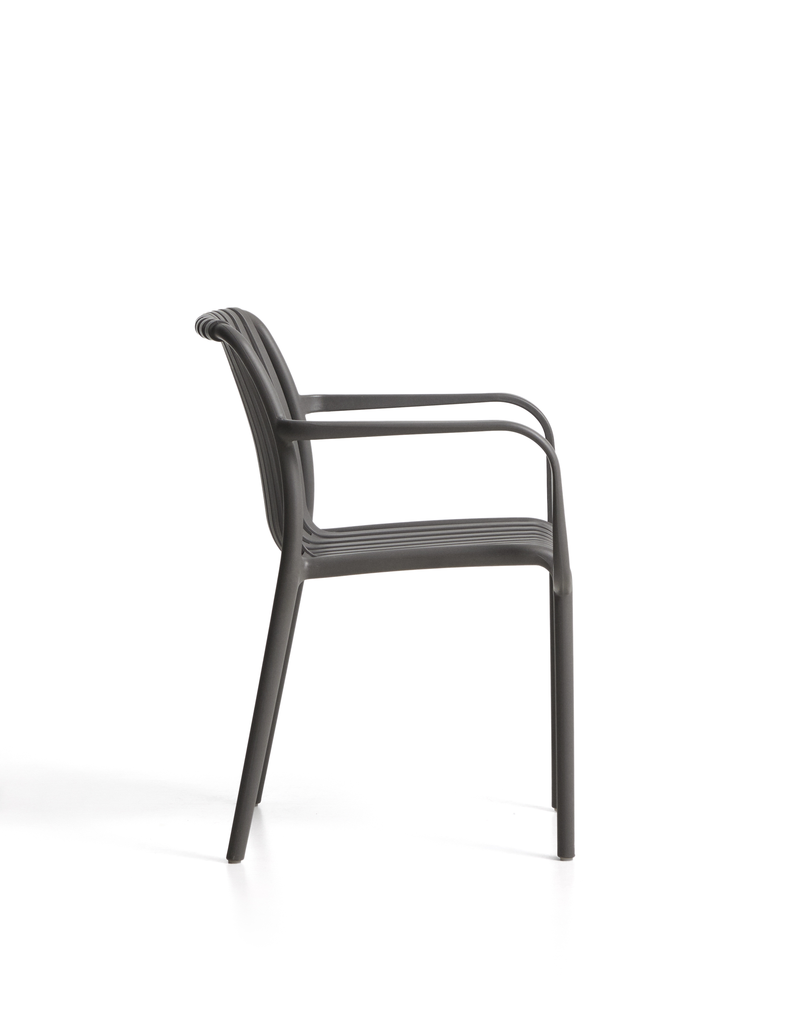 Уличный стул Isabellini из пластика графитового цвета La Forma 482249