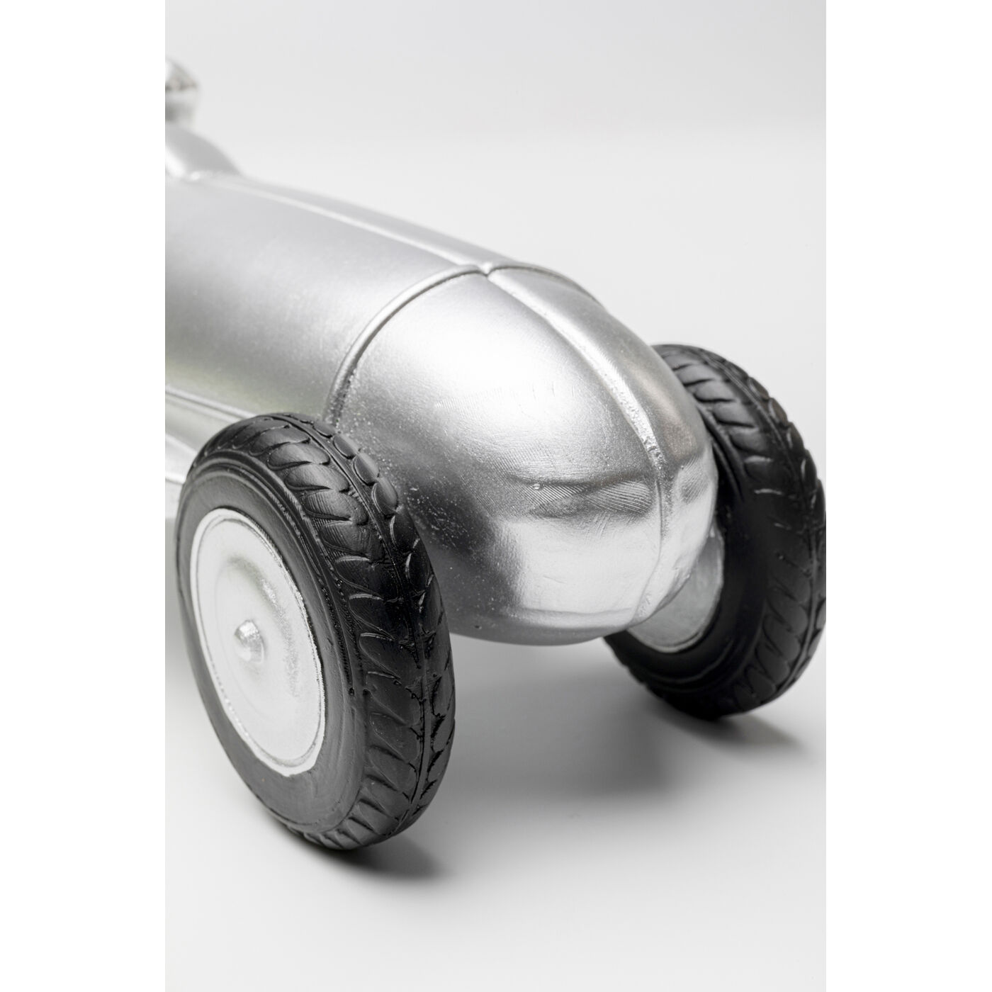 Объект декоративный Racing Car Silver 9 см KARE 54748
