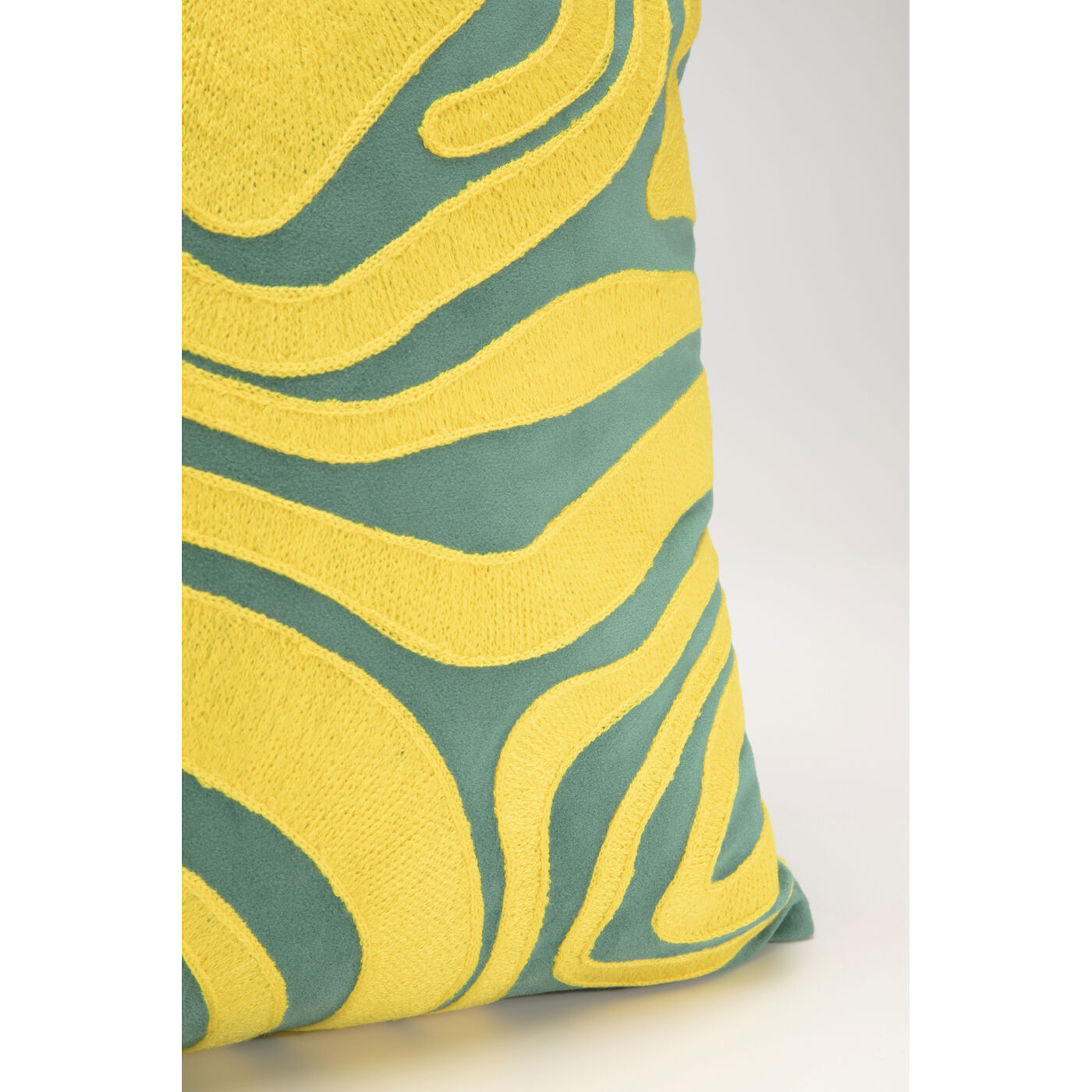 Подушка Electric Feeling Yellow 45x45cm KARE 57955
