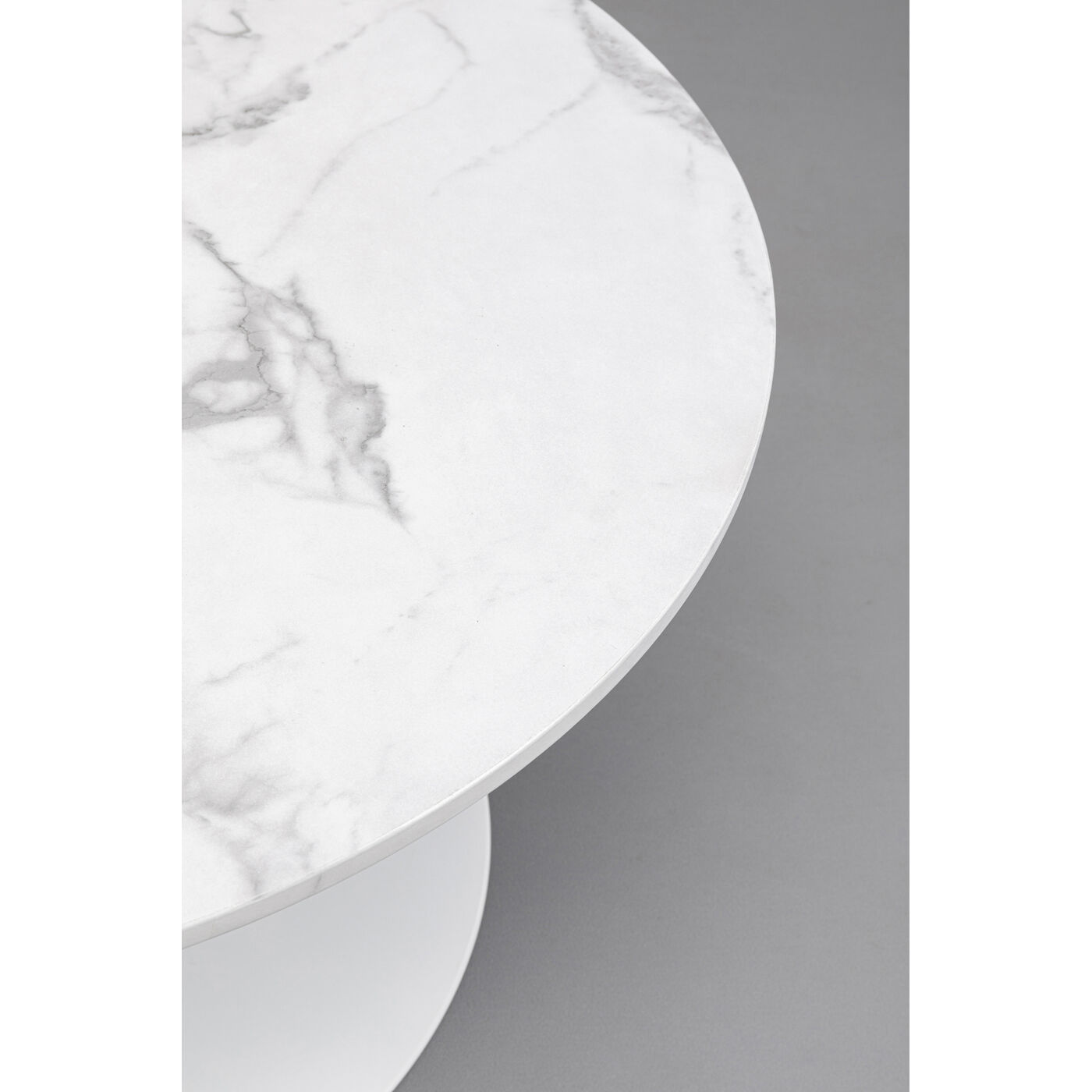 Стол кофейный Schickeria Marble White Ø80 см KARE 87763