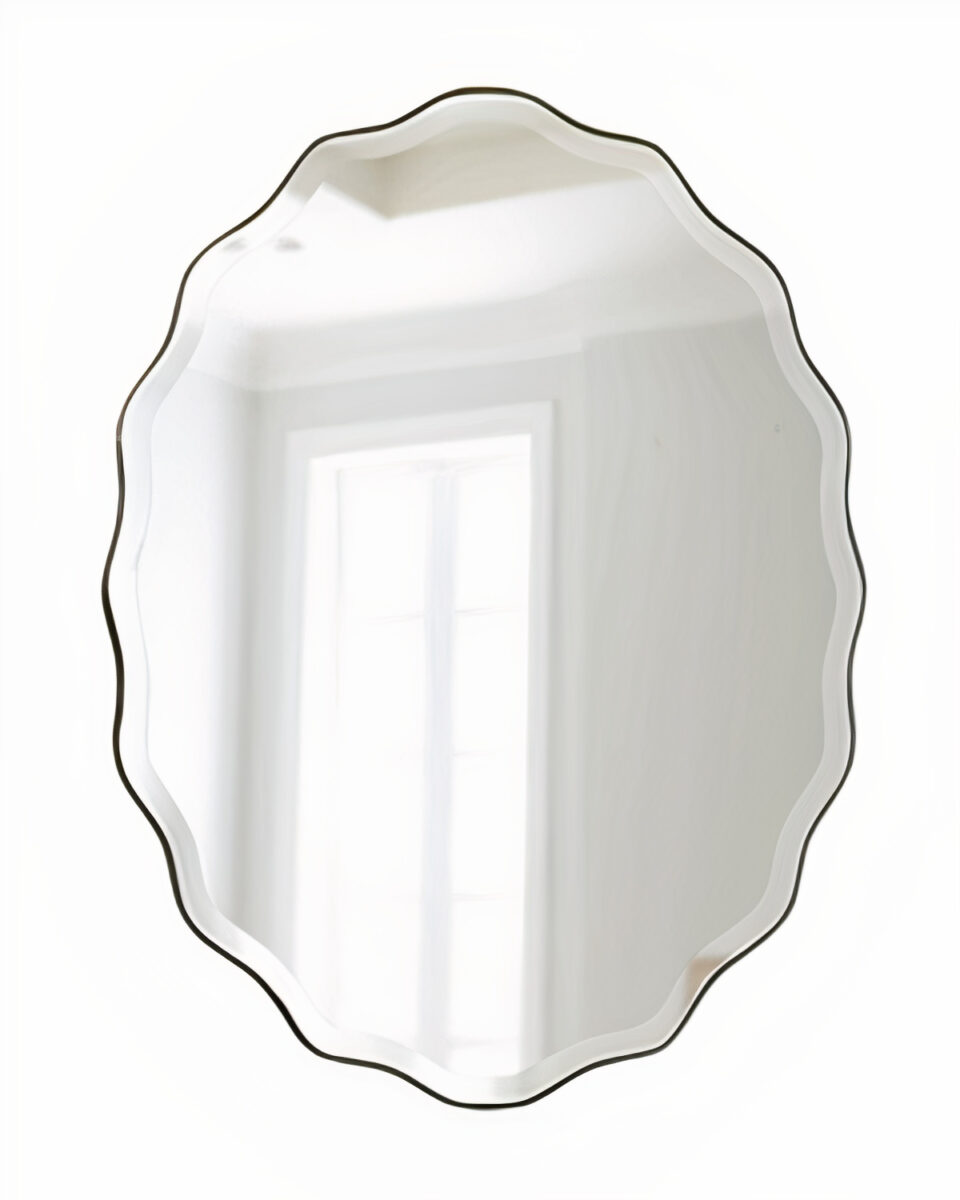 Овальное настенное зеркало Тьяго Louvre Home DWM080824PND