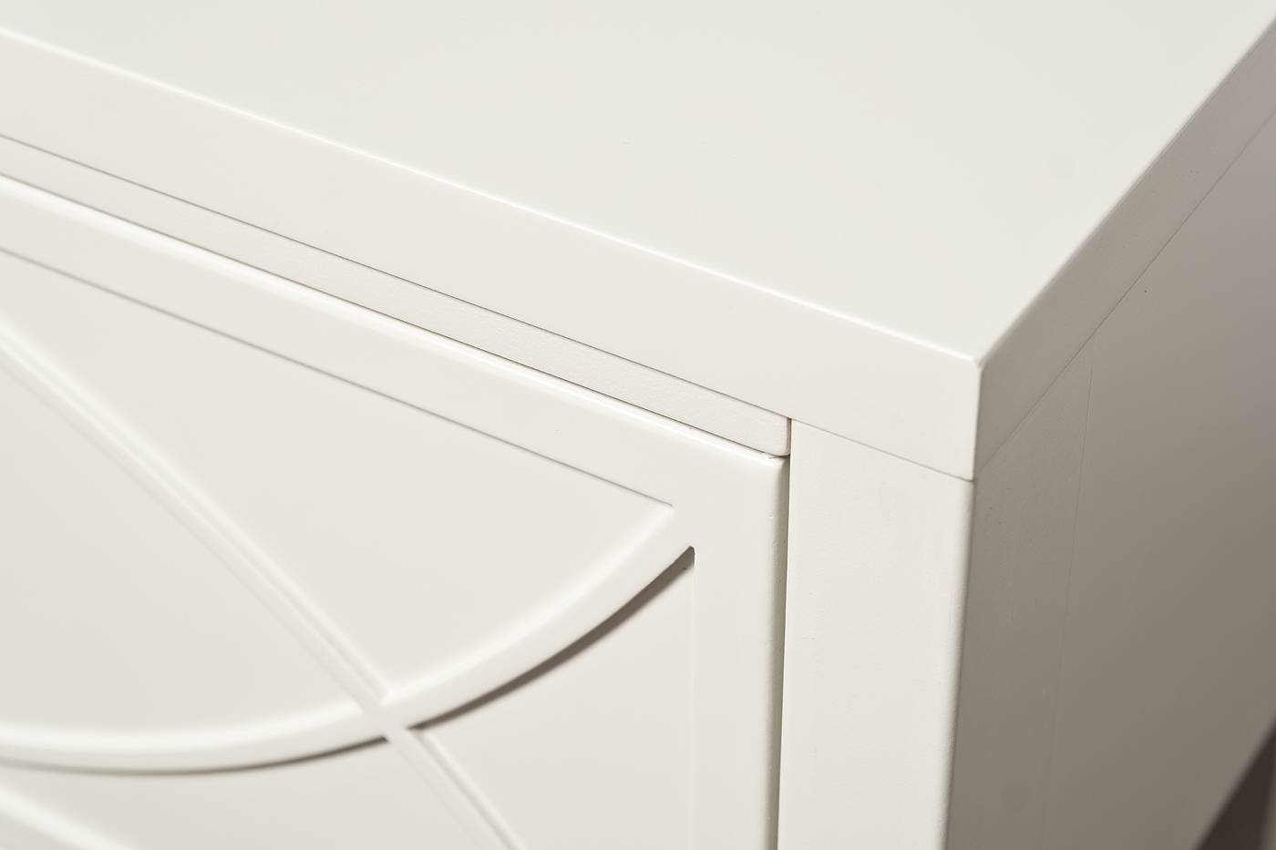 Консоль бежевая с ящиками Garda Decor 151SV-00002