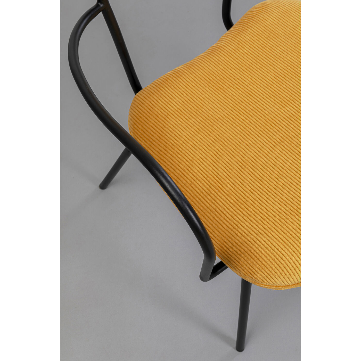 Стул с подлокотниками Viola Yellow KARE 87469
