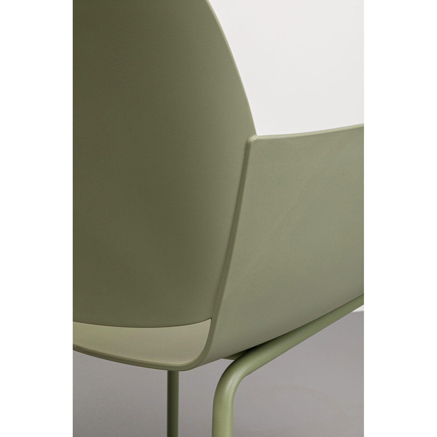 Стул с подлокотниками Madeira Green KARE 75722