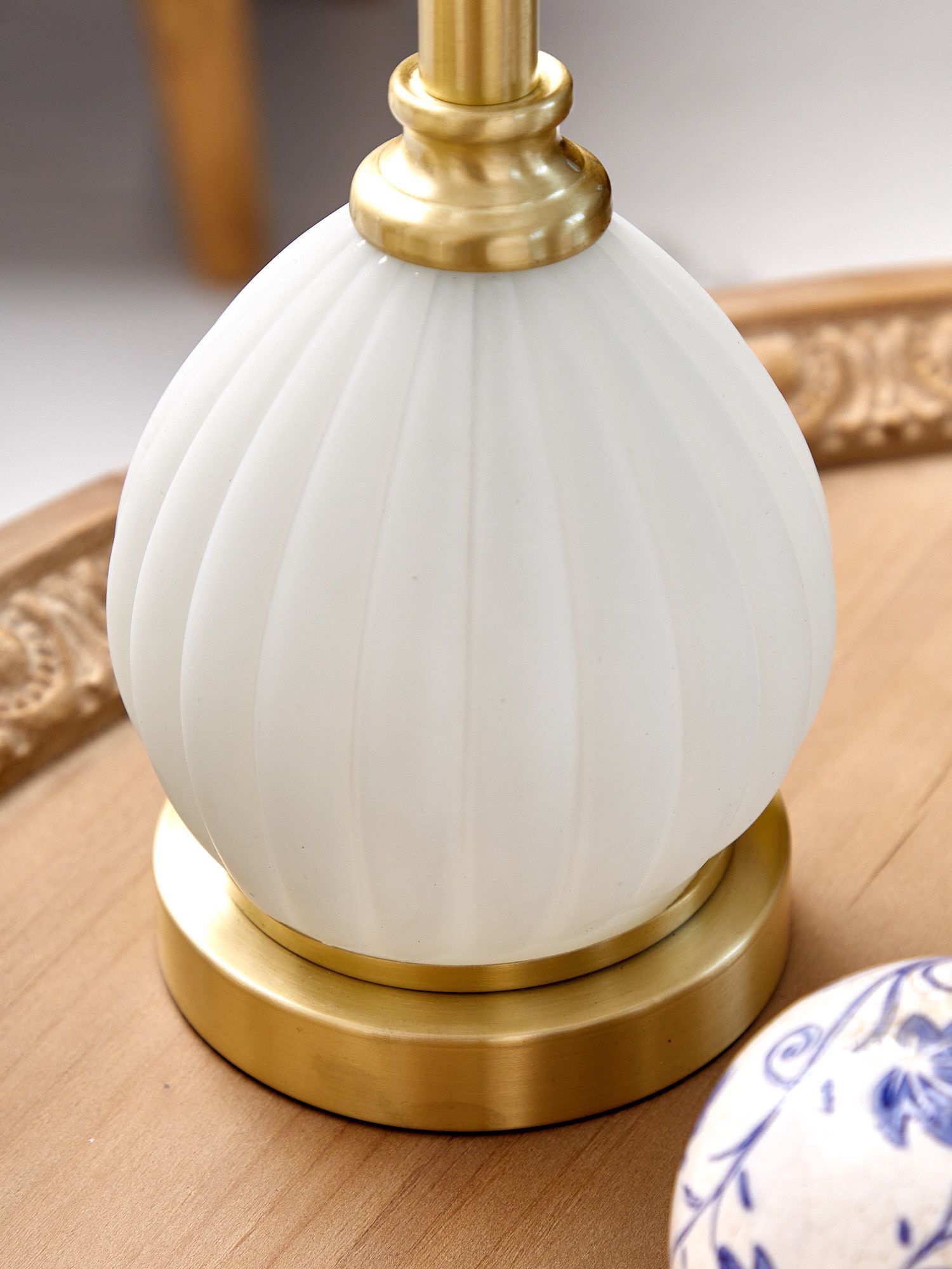 Светильник с абажуром Glasar GB90544CE-F5