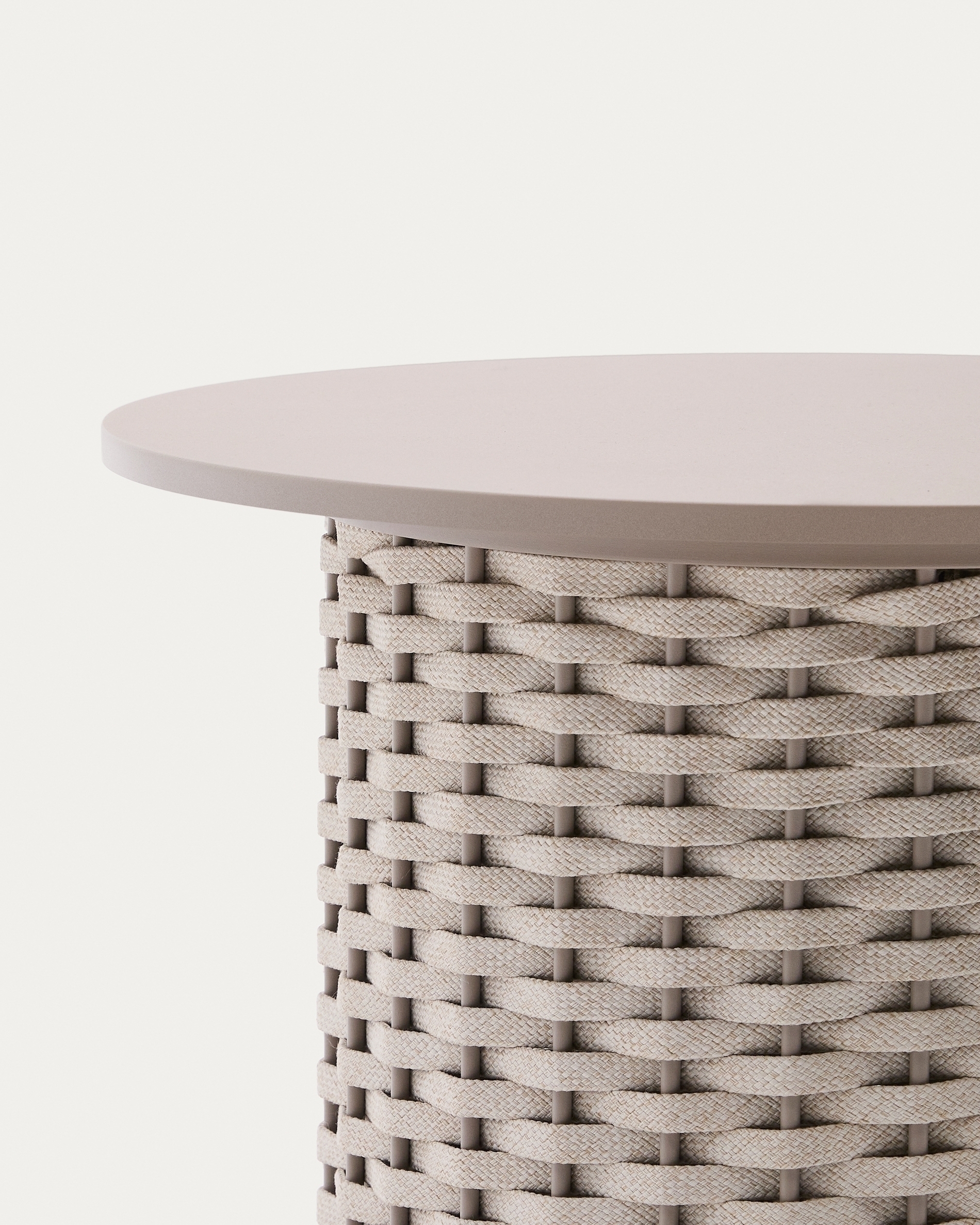 Уличный столик Sedalis из алюминия и серо-коричневого шнура Ø50 см La Forma 251573