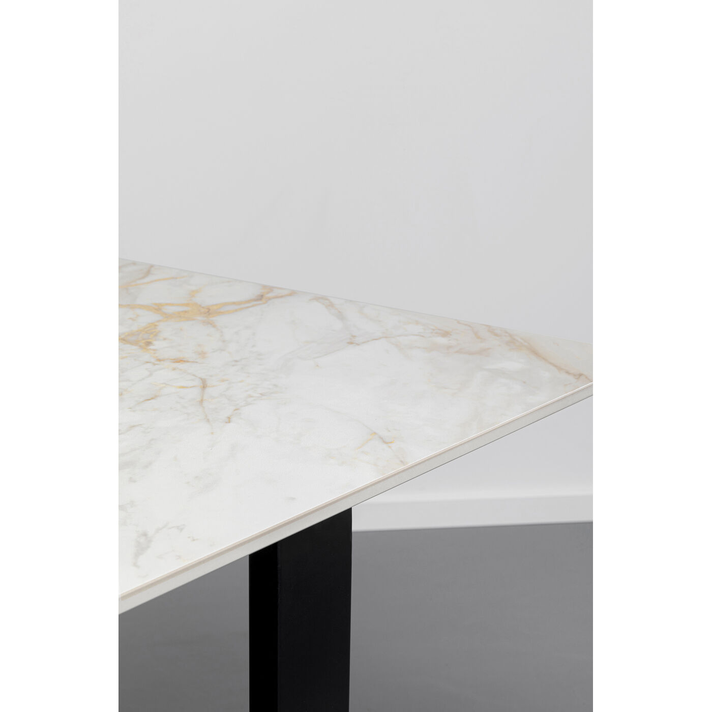 Стол Eternity Schwarz 160x80 см KARE 87418