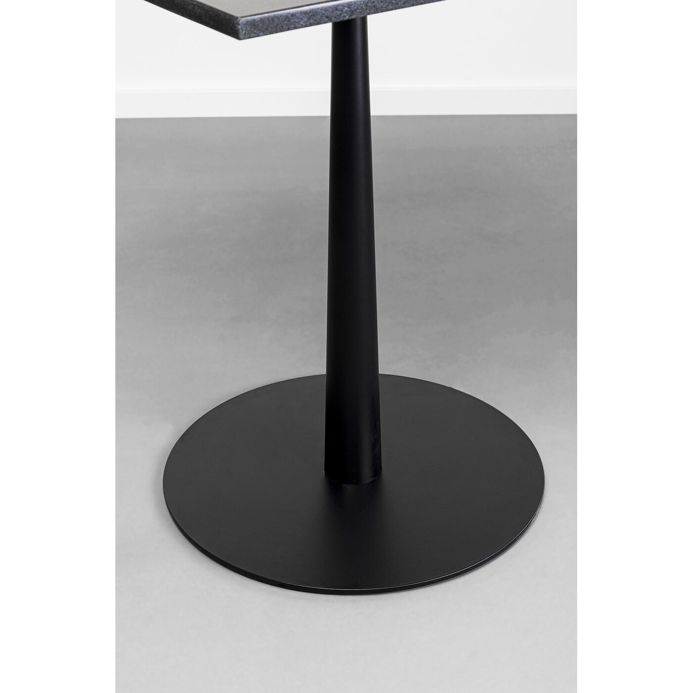 Стол для бистро Capri Black 70x70 см KARE 87927