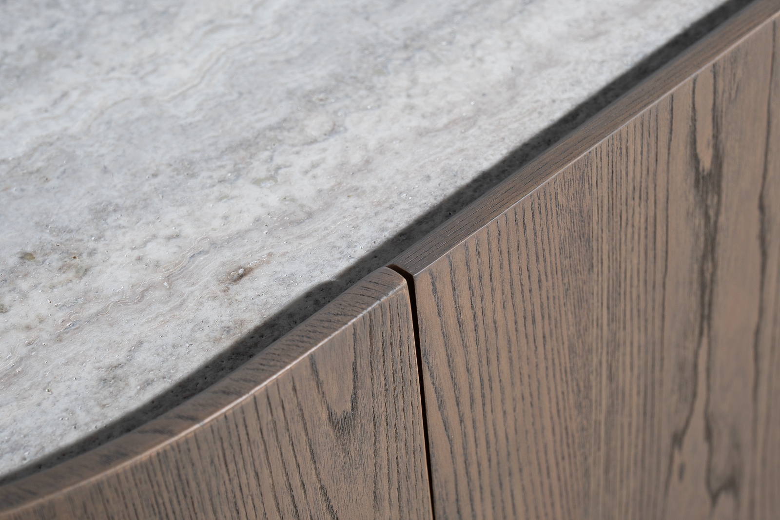 Тумба под телевизор Travertine 220*42*52,5 Garda Decor 58DB-24230
