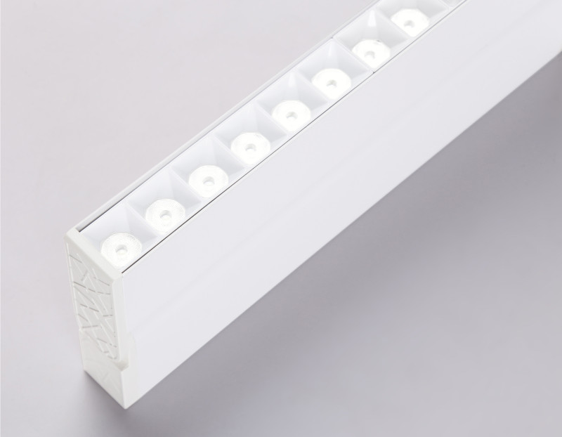 Накладной светильник Ambrella Light TA1825