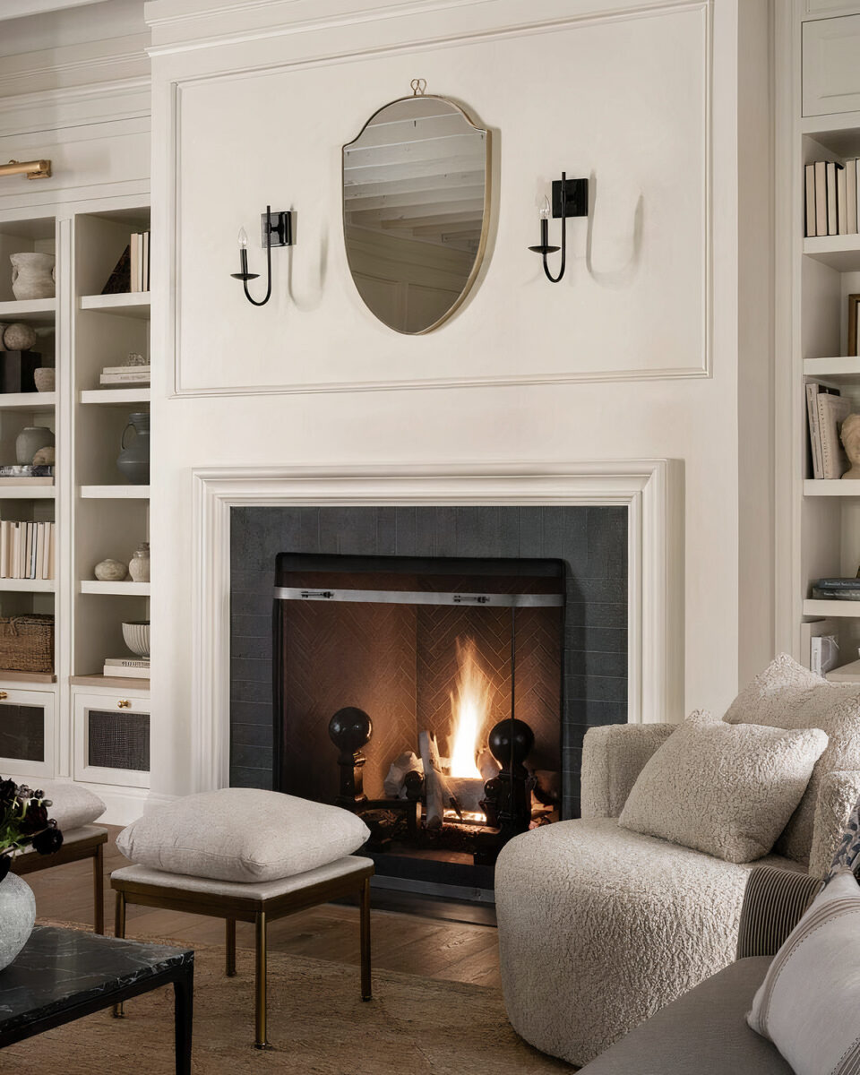 Настенное зеркало Руан Louvre Home DWM120824PND