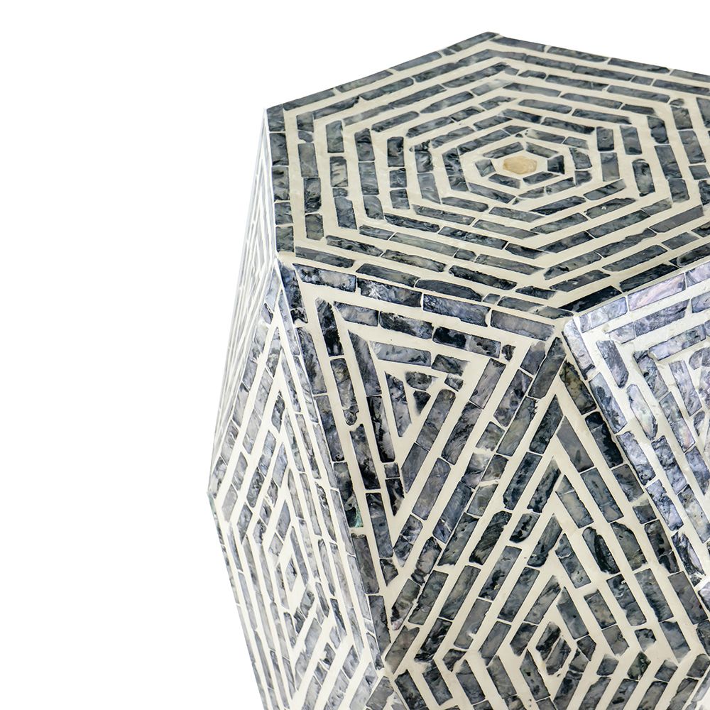 Столик акцентный с отделкой раковинами устриц Glasar 48746