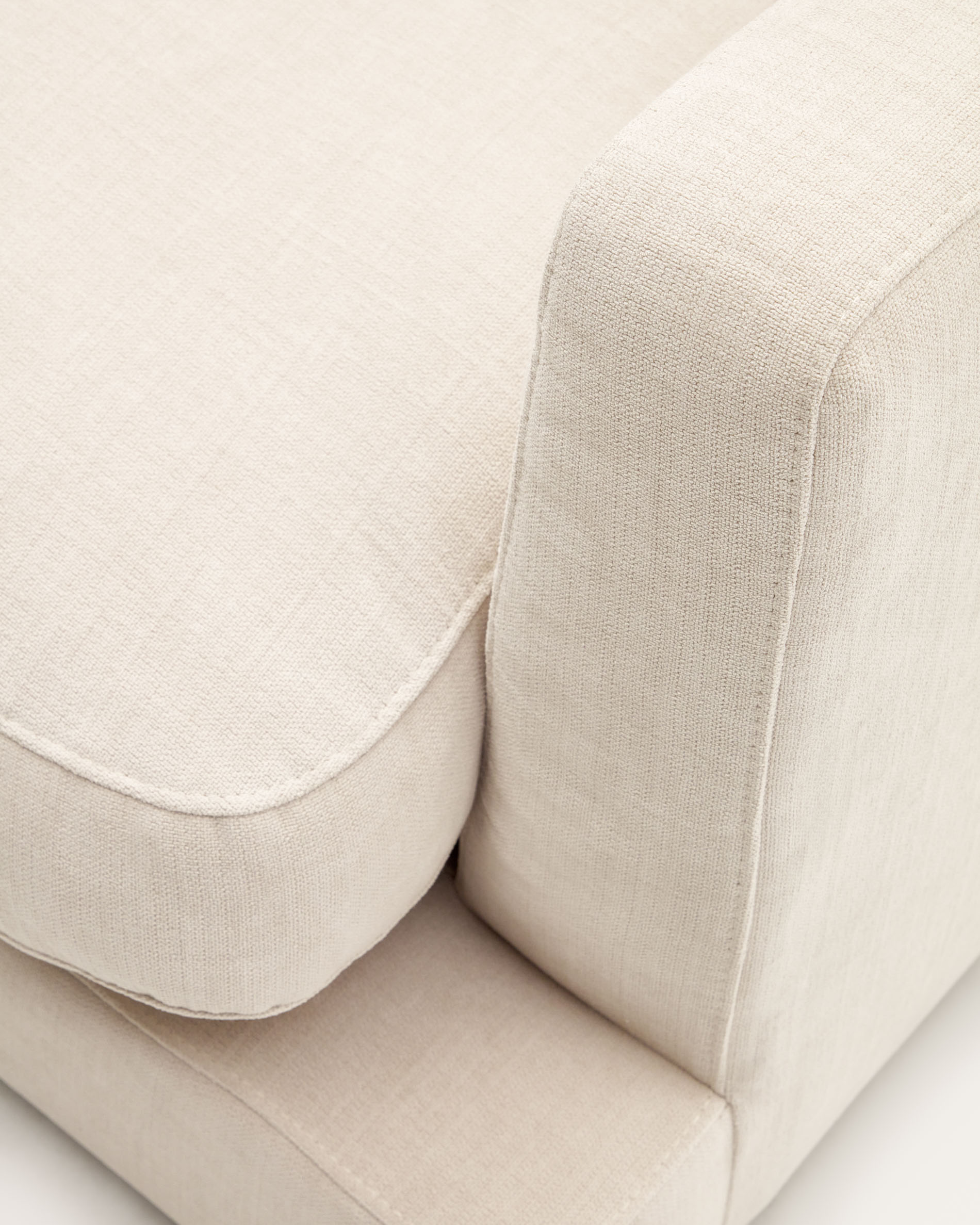 Gala 3-местный диван бежевого цвета 210 см La Forma (ex Julia Grup)