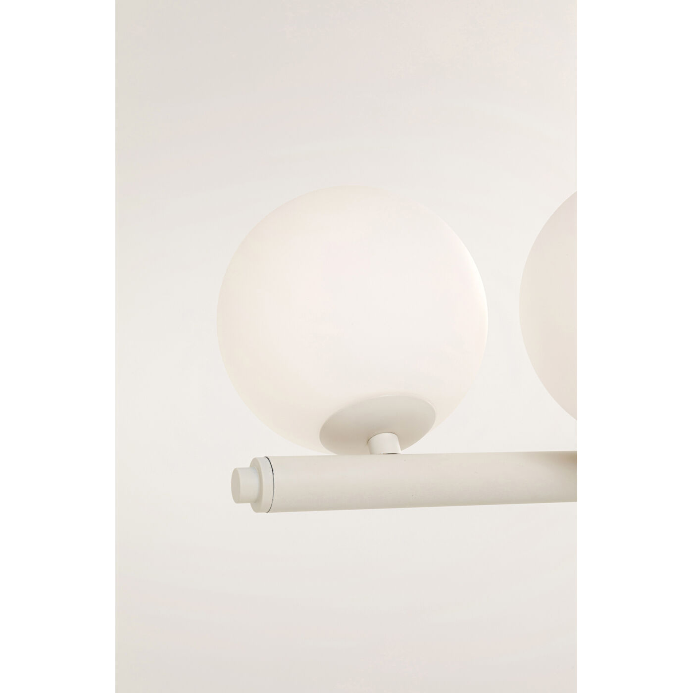 Светильник подвесной Scala Balls Milky Greige 150cm KARE 57546