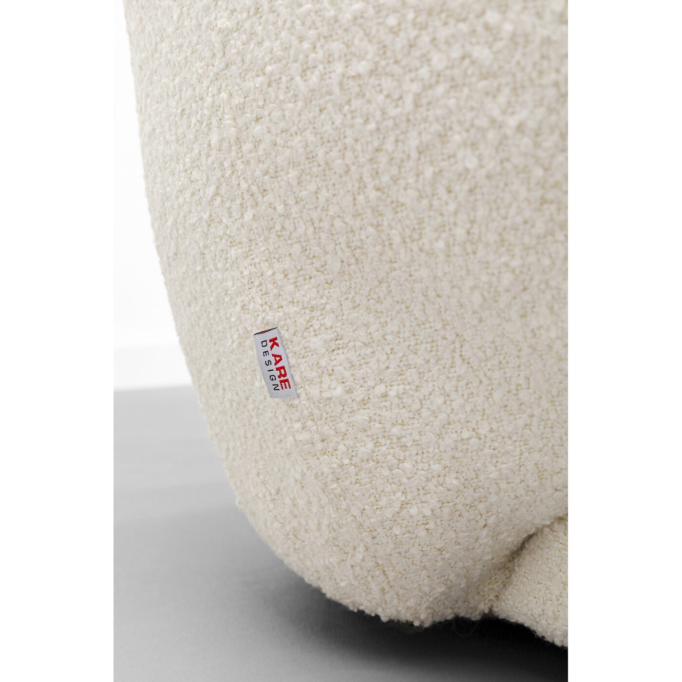Кресло Dreamy Boucle Cream KARE 87755