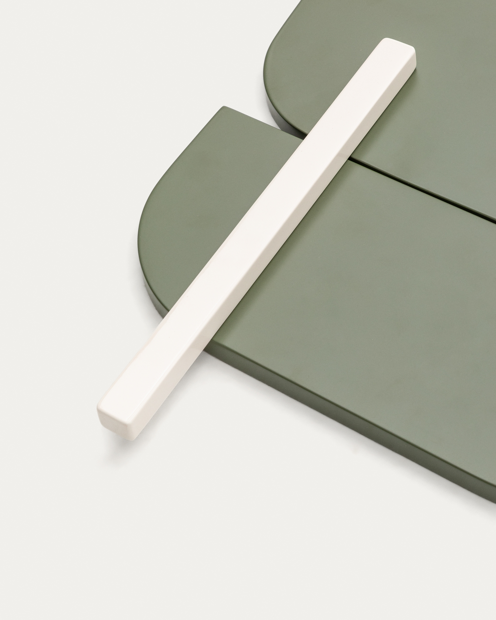 Настенная панель Danei бело-зеленая 65 x 60 см La Forma (ex Julia Grup)