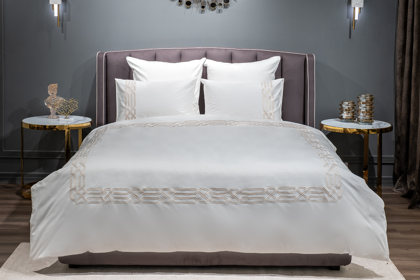 Комплект постельного белья Паллада с вышивкой кинг сайз золотой Garda Decor 175SMR-17505