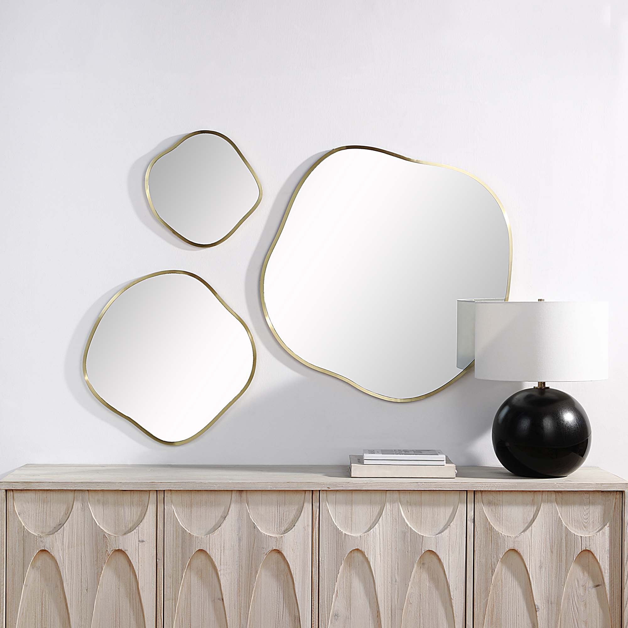 Organic M Gold Зеркало в тонкой раме Smal Art-Zerkalo SM127GL