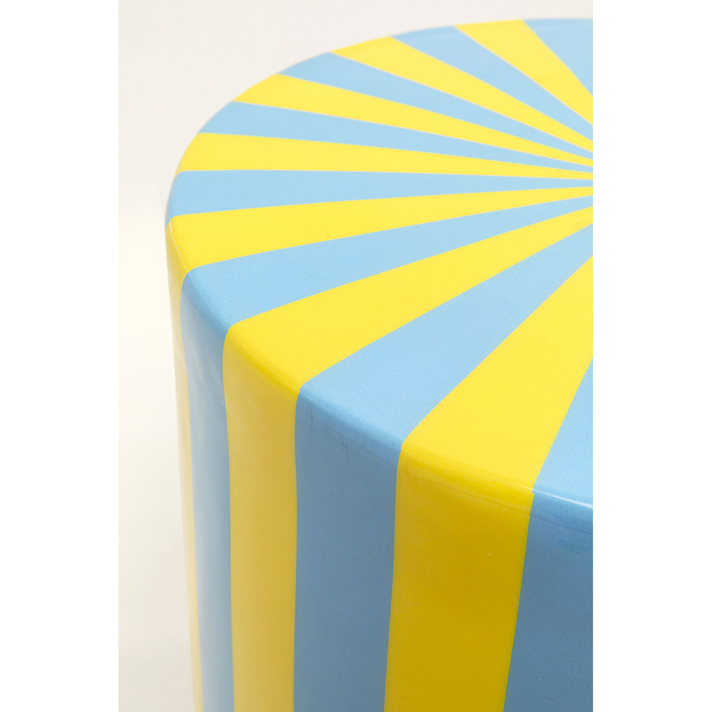 Стол приставной Candy Blue Ø30cm KARE 70802
