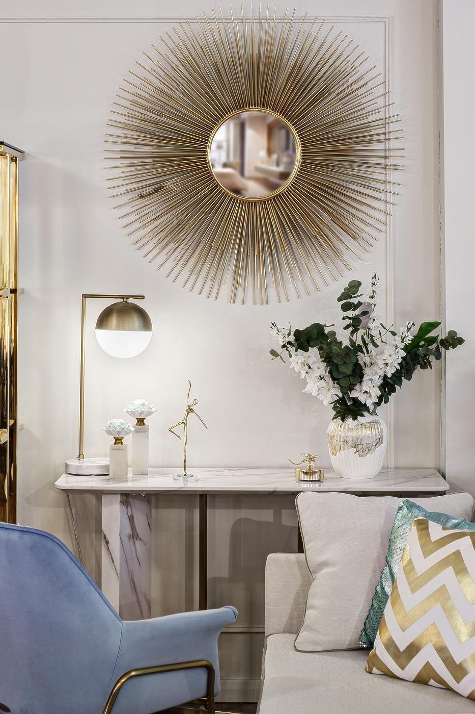 Лампа настольная с матовым плафоном, золото Garda Decor 22-88228