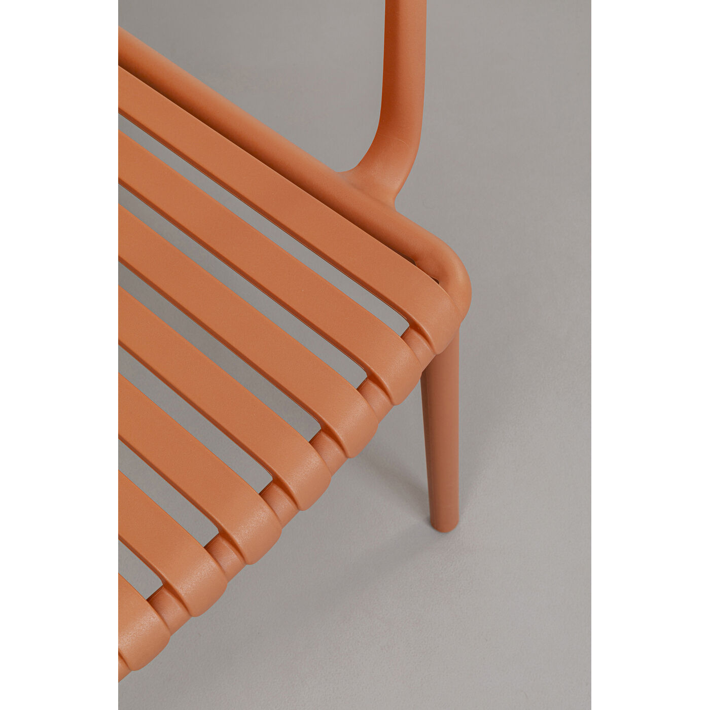 Стул с подлокотниками Porto Santo Terracotta KARE 75794