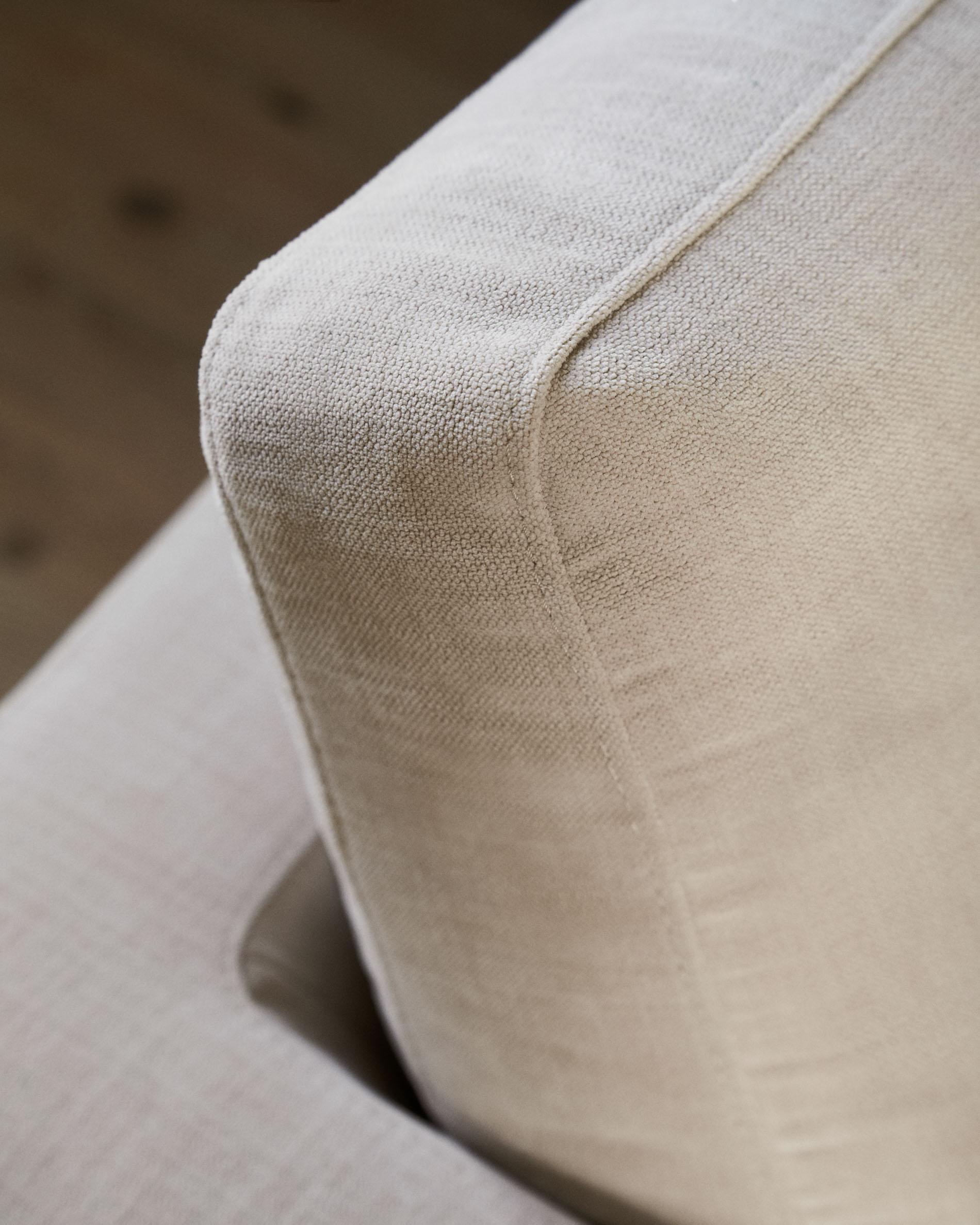 Gala 3-местный диван бежевого цвета 210 см La Forma (ex Julia Grup)